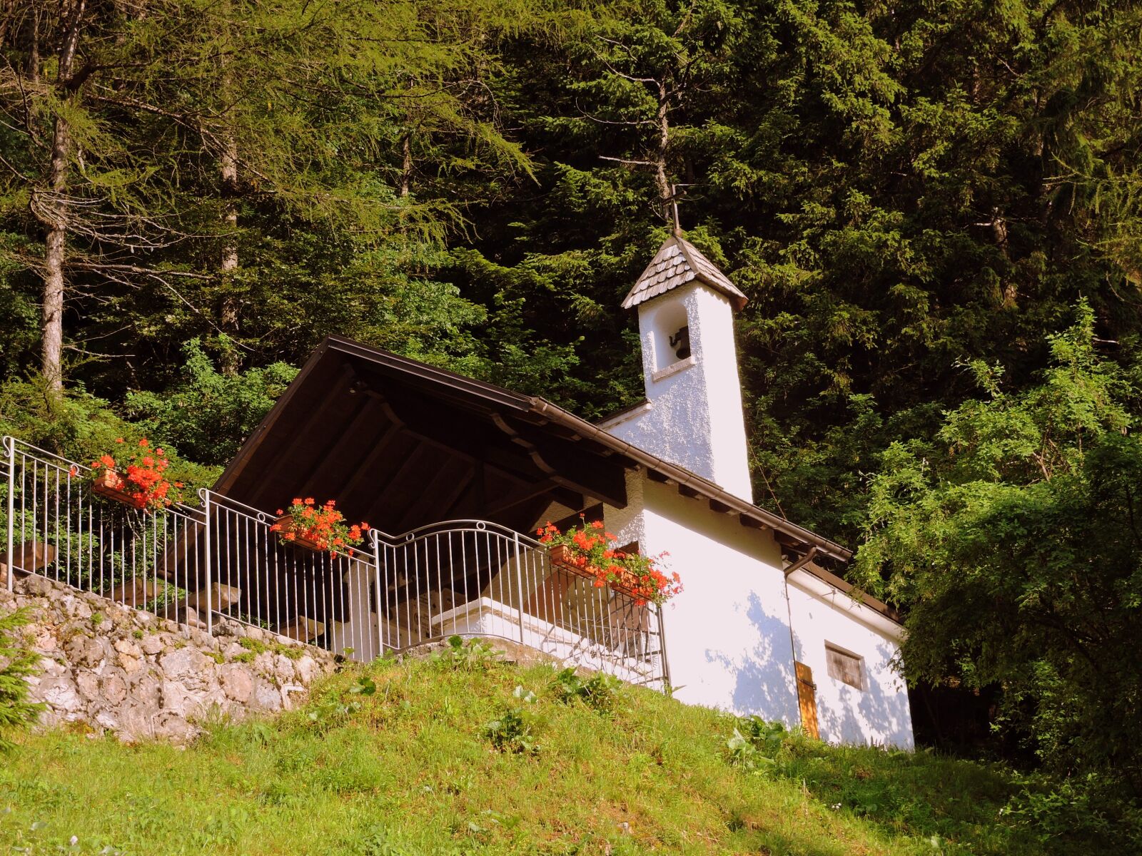 Nikon Coolpix P600 sample photo. Church, mountain, forest photography