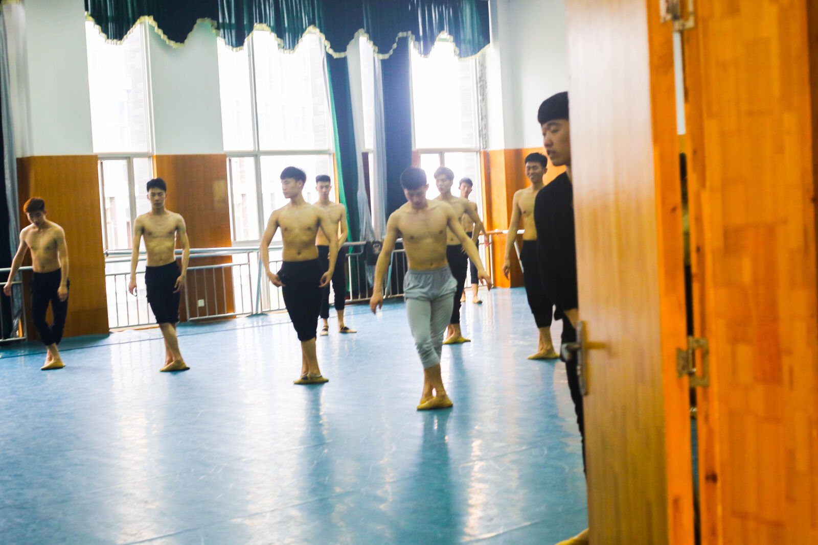 Canon EOS 6D sample photo. Dancer photography