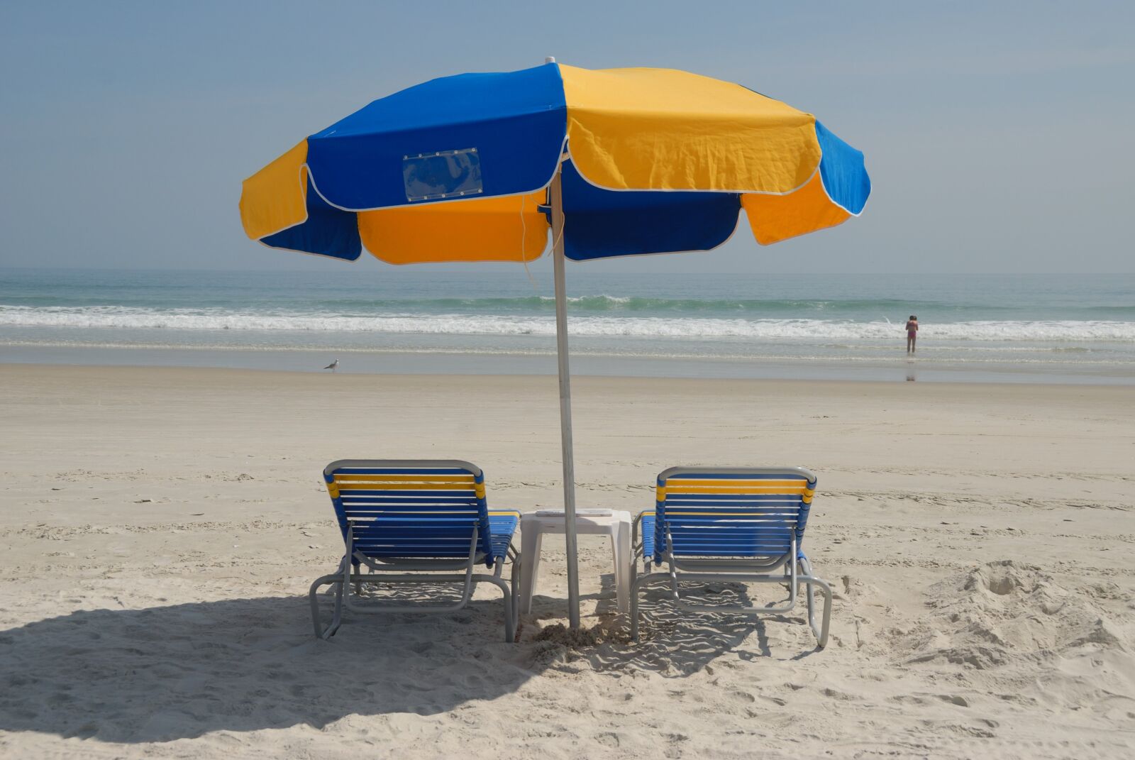 Nikon D200 sample photo. Beach chairs, umbrella, beach photography
