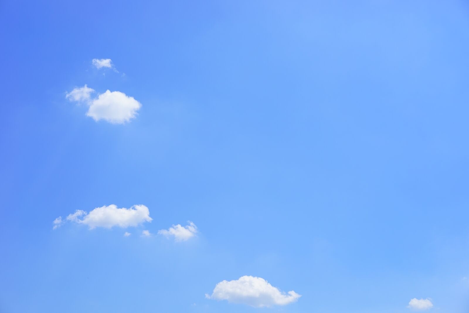 Sony a7 + Sony Sonnar T* FE 55mm F1.8 ZA sample photo. Cumulus clouds, clouds, cumulus photography