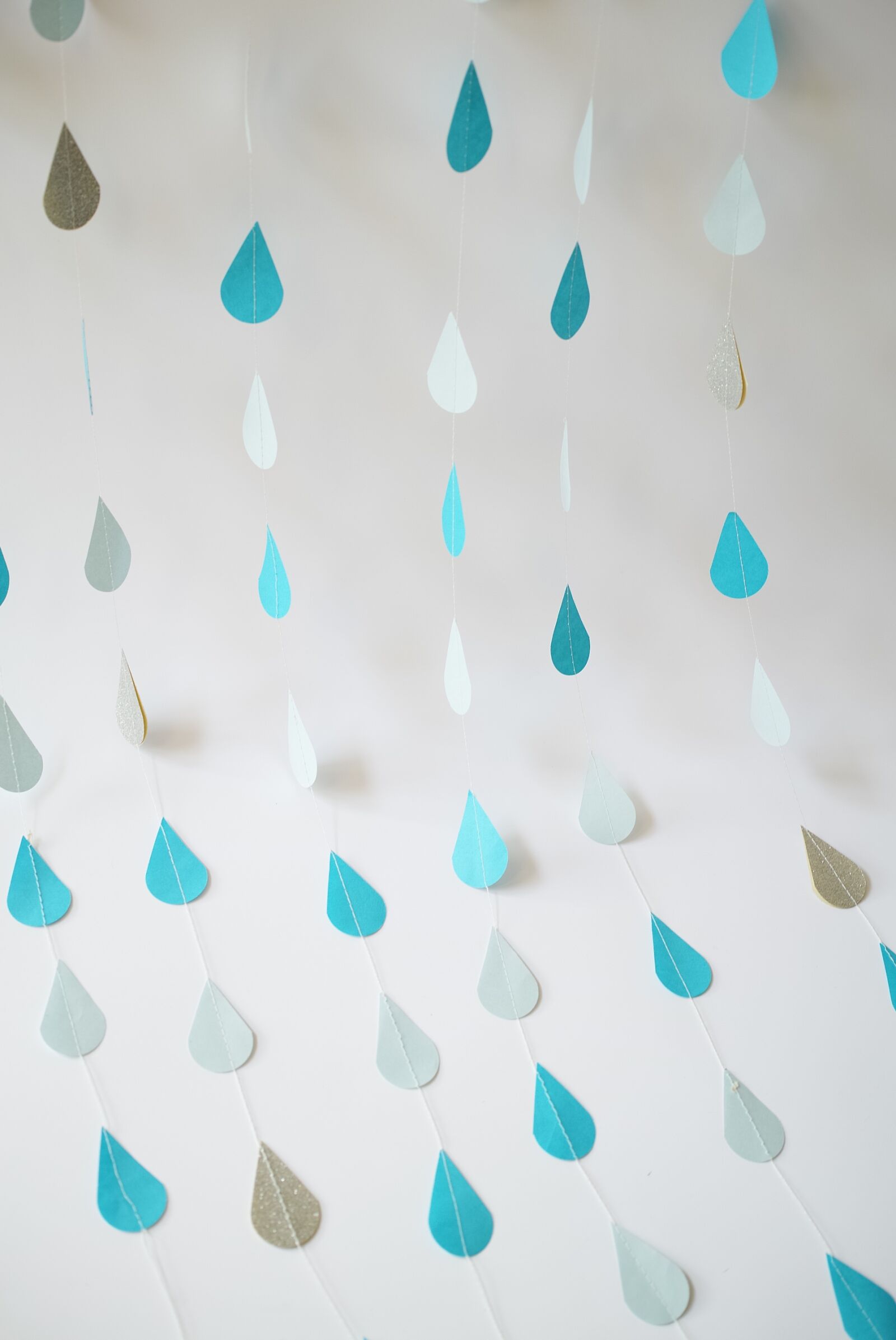 Sigma dp2 Quattro sample photo. Pull flower, raindrops, party photography