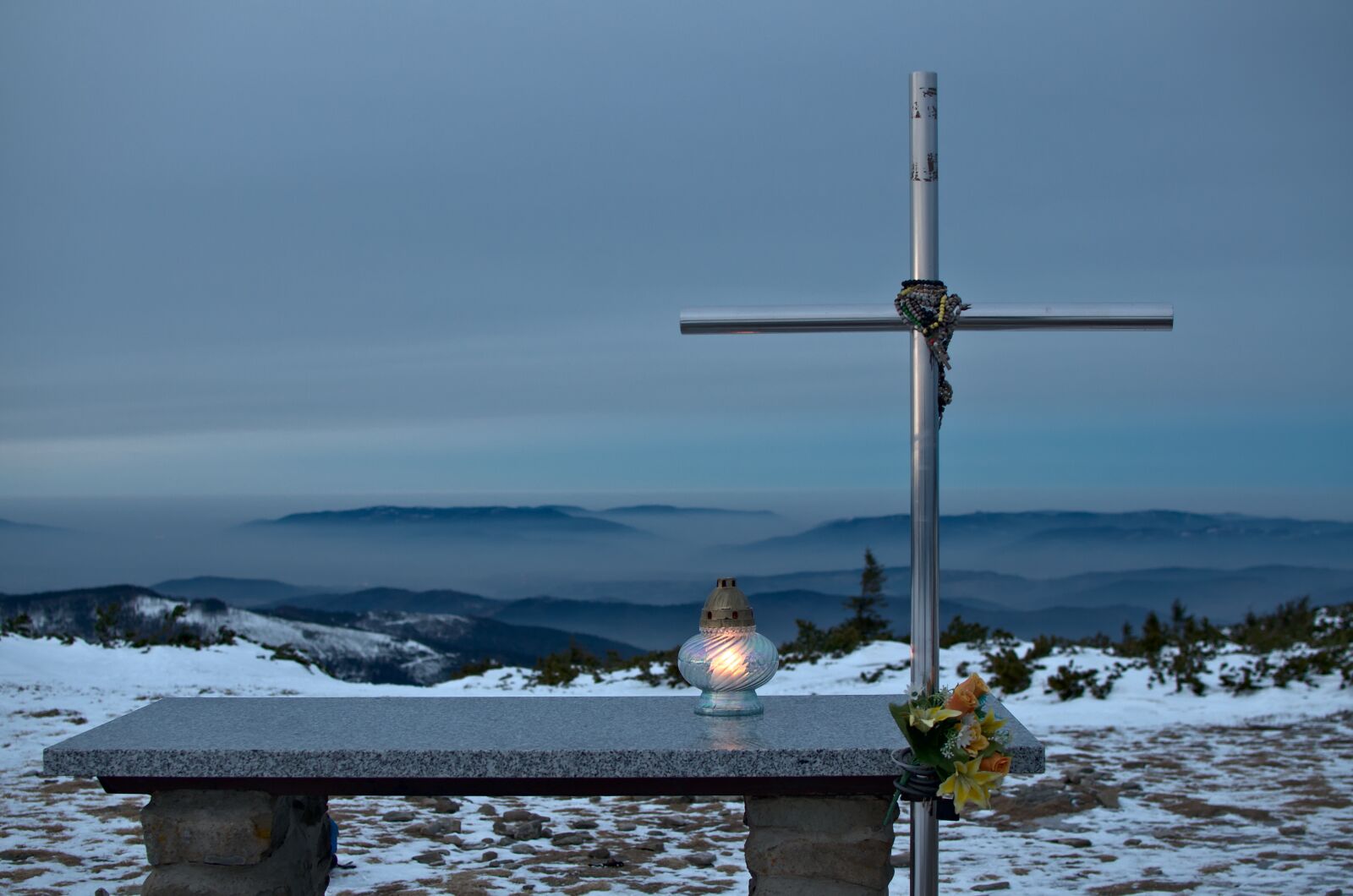 Nikon D7000 sample photo. Cross, the altar, mountains photography
