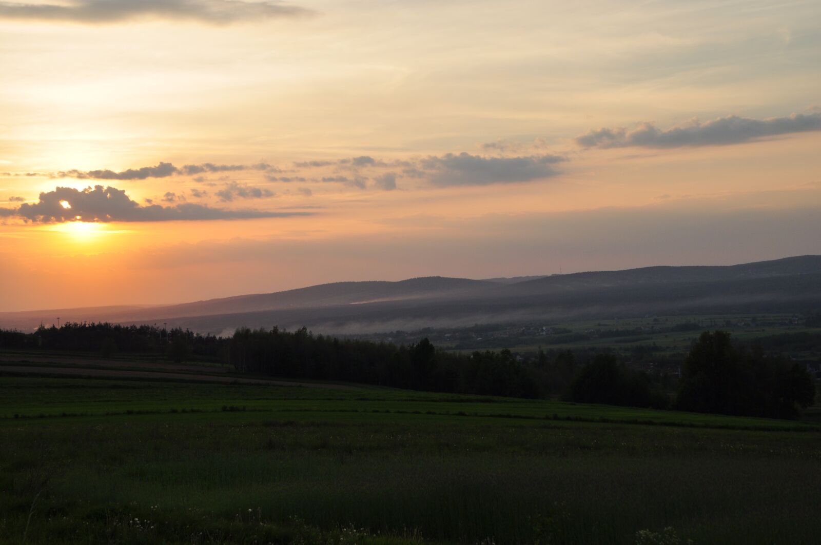 Nikon D5000 sample photo. The sun, sky, clouds photography