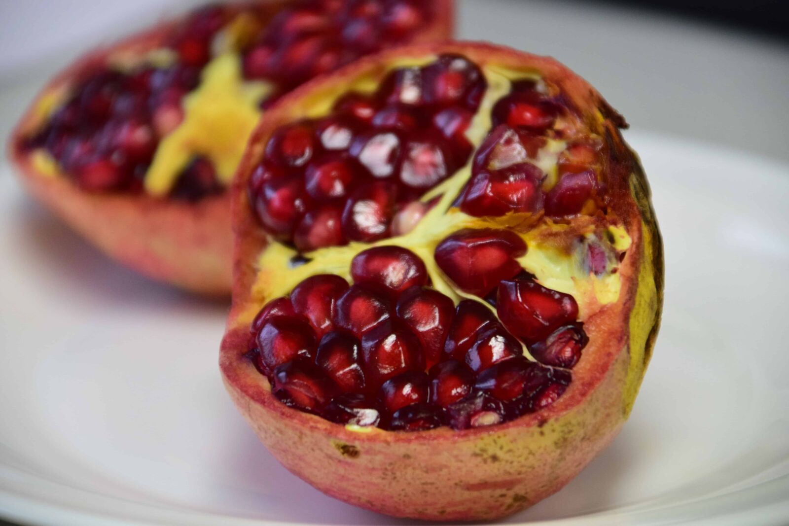 Nikon D3300 sample photo. Sweet, pomegranate, food, fruit photography