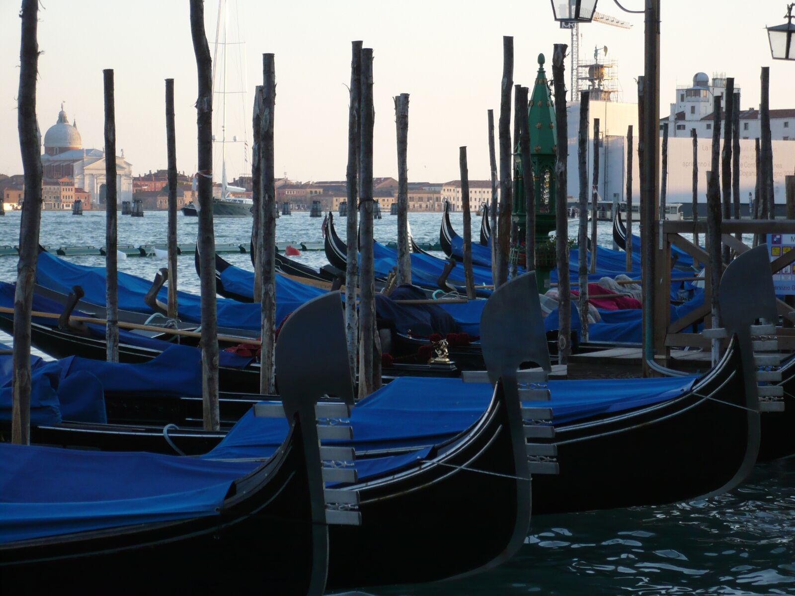 Panasonic DMC-FX12 sample photo. Venice, gondolas, italy photography
