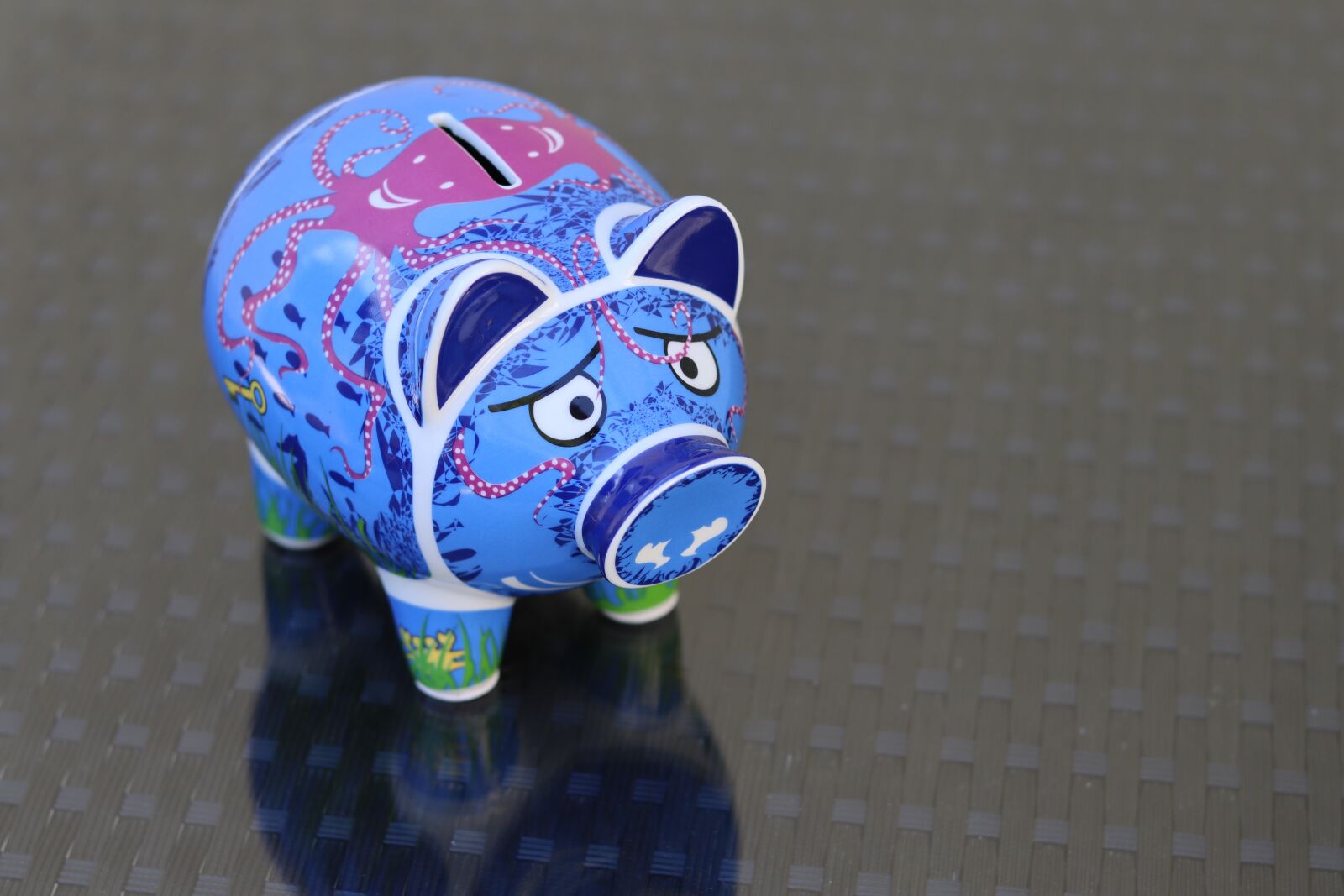 Canon EOS M50 (EOS Kiss M) sample photo. Save, piggy bank, coints photography