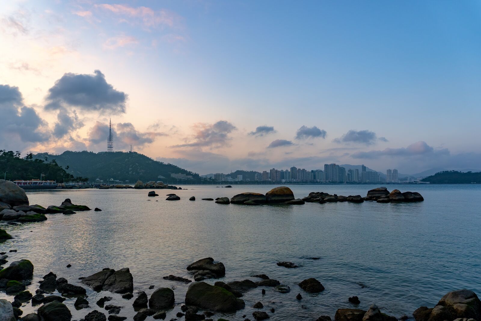 Sony a6300 sample photo. Zhuhai, china, the coastal photography