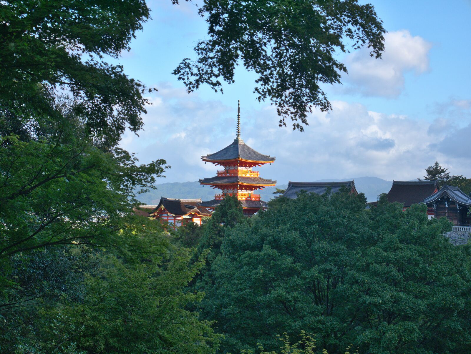 Panasonic DMC-G8 sample photo. Pagoda, kyoto, kyomizudera photography