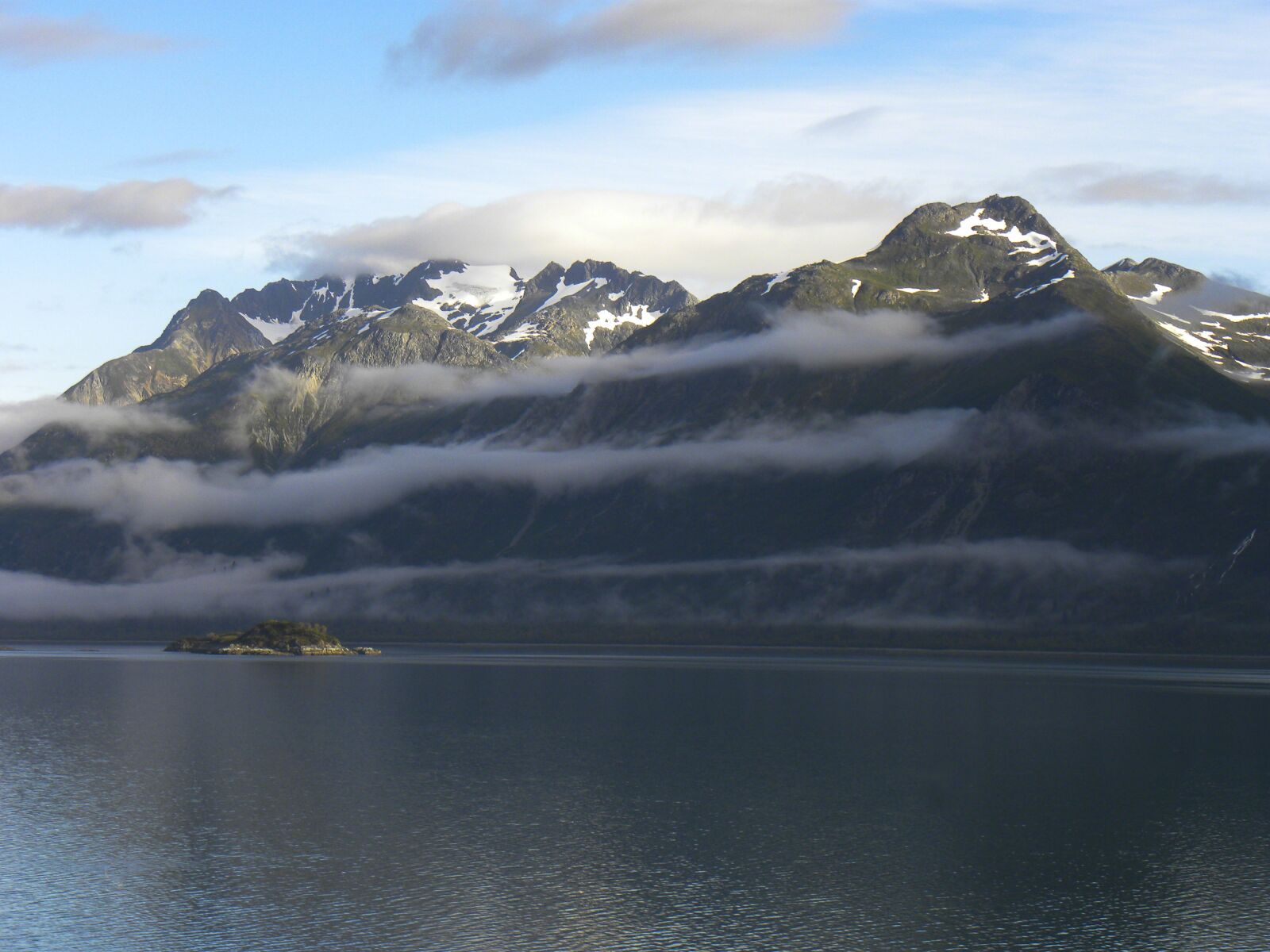Nikon Coolpix P90 sample photo. Alaska, clouds, mountains photography