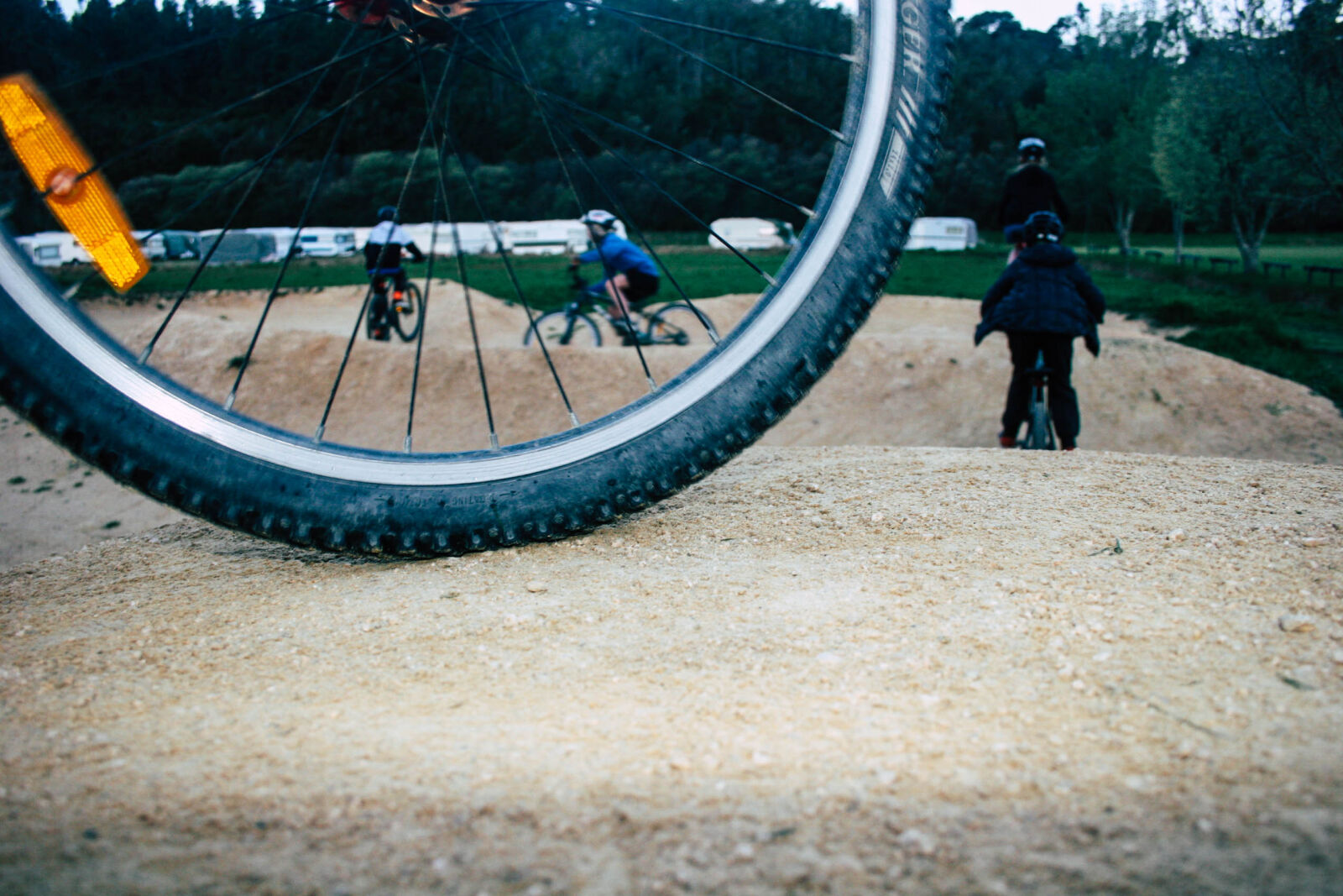 Canon EOS 20D sample photo. Bikes, bmx, bmx, track photography