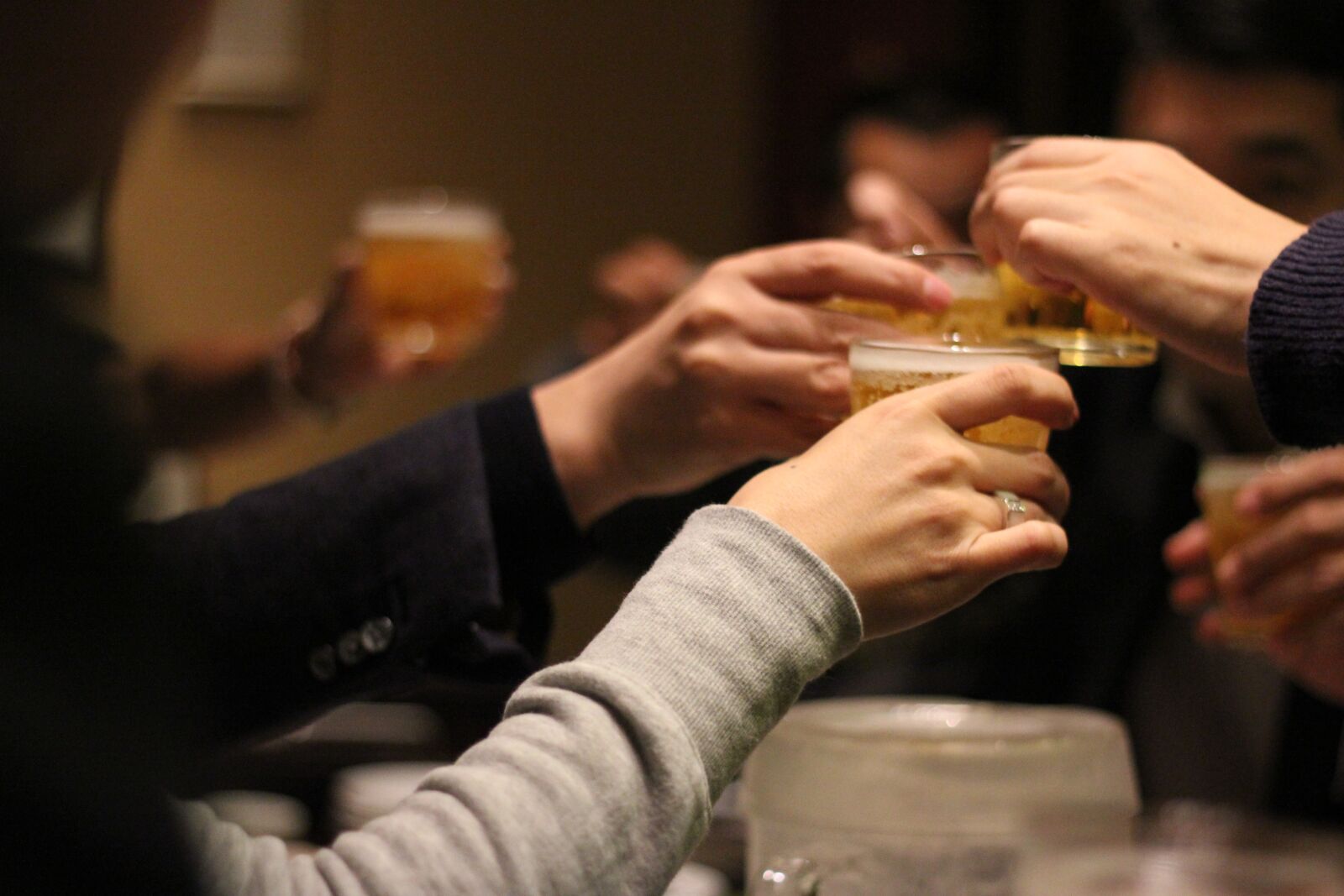 Canon EOS 60D + Canon EF 50mm F1.8 II sample photo. Cheers, drinking session, liquor photography