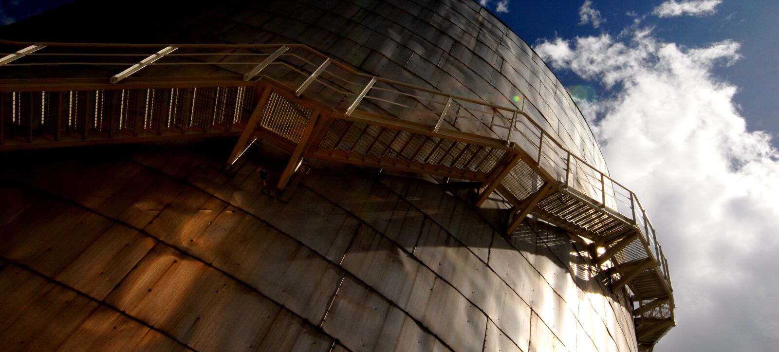 Nikon D200 sample photo. Industry, stairs, tank photography