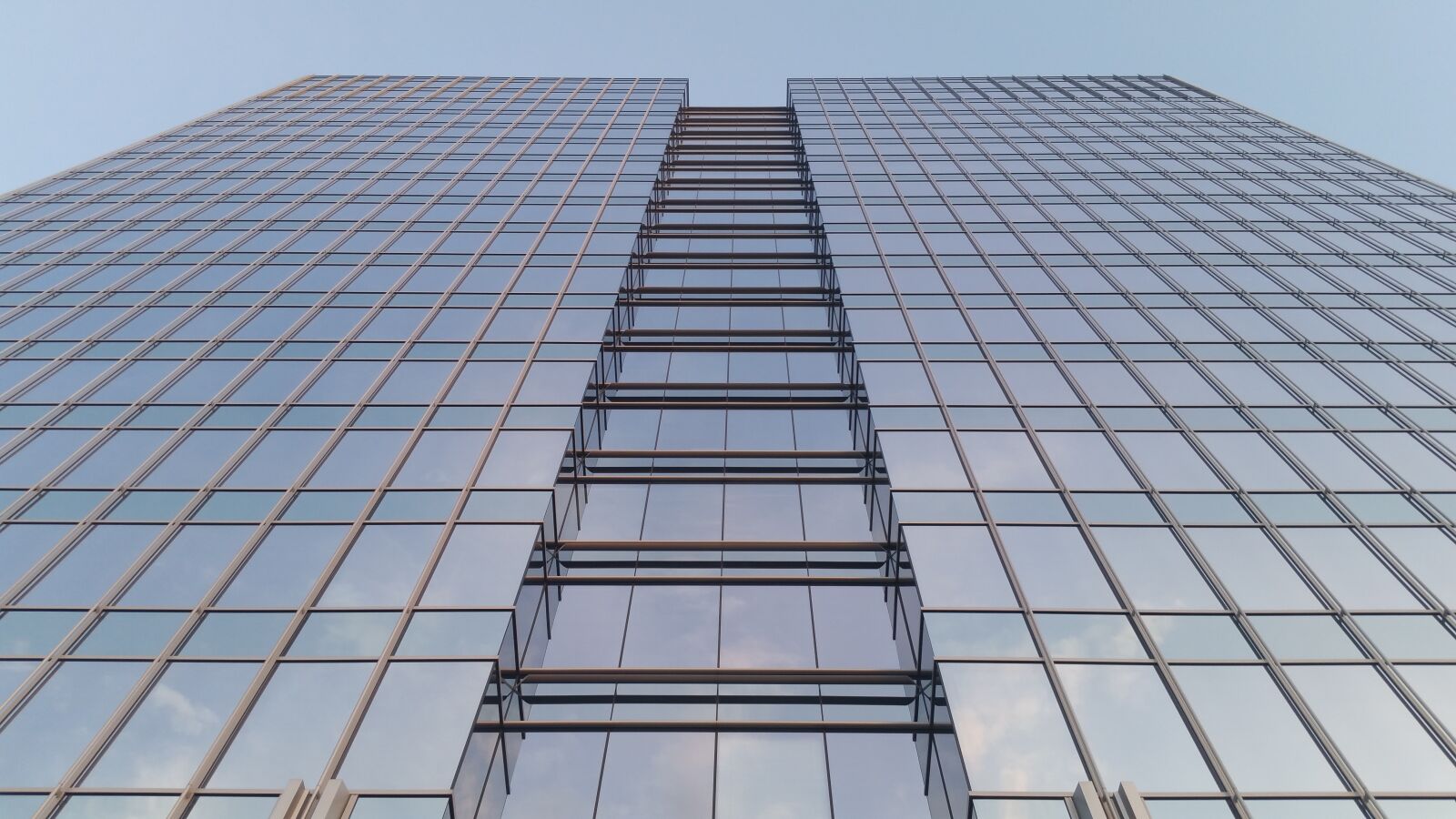 Samsung Galaxy Note4 sample photo. Buildings, skyscraper, downtown photography