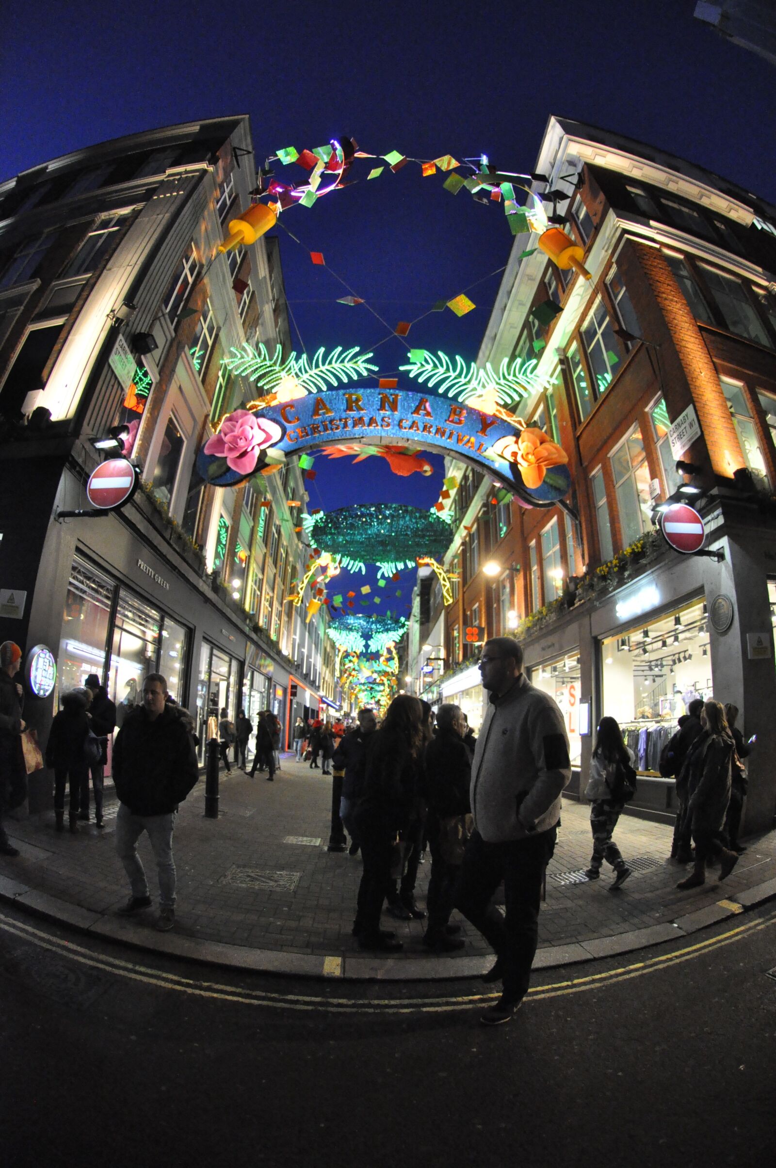 Nikon D90 sample photo. London, carnabystreet, nighttime photography