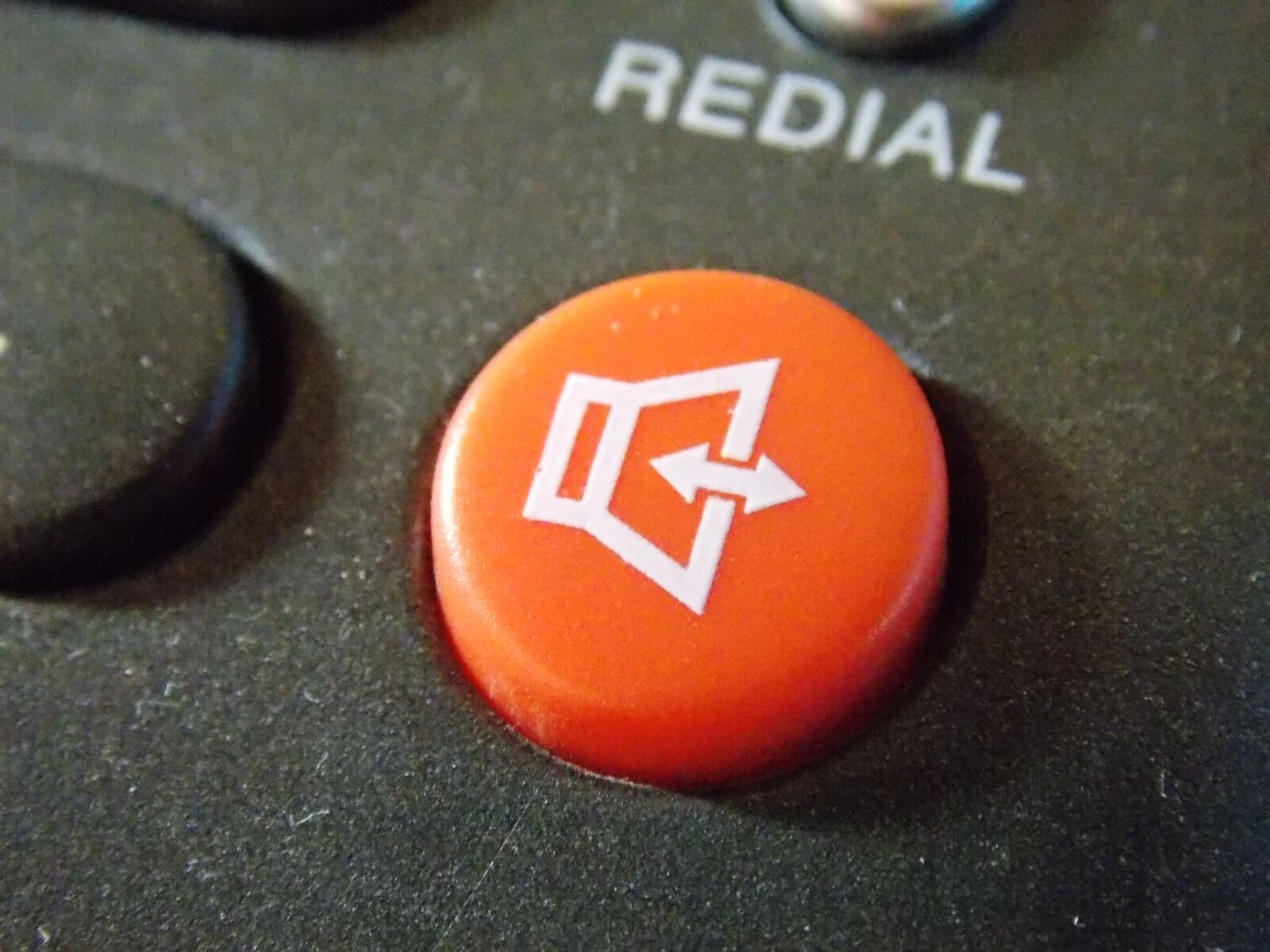Nikon Coolpix L810 sample photo. Macro, button, speaker photography