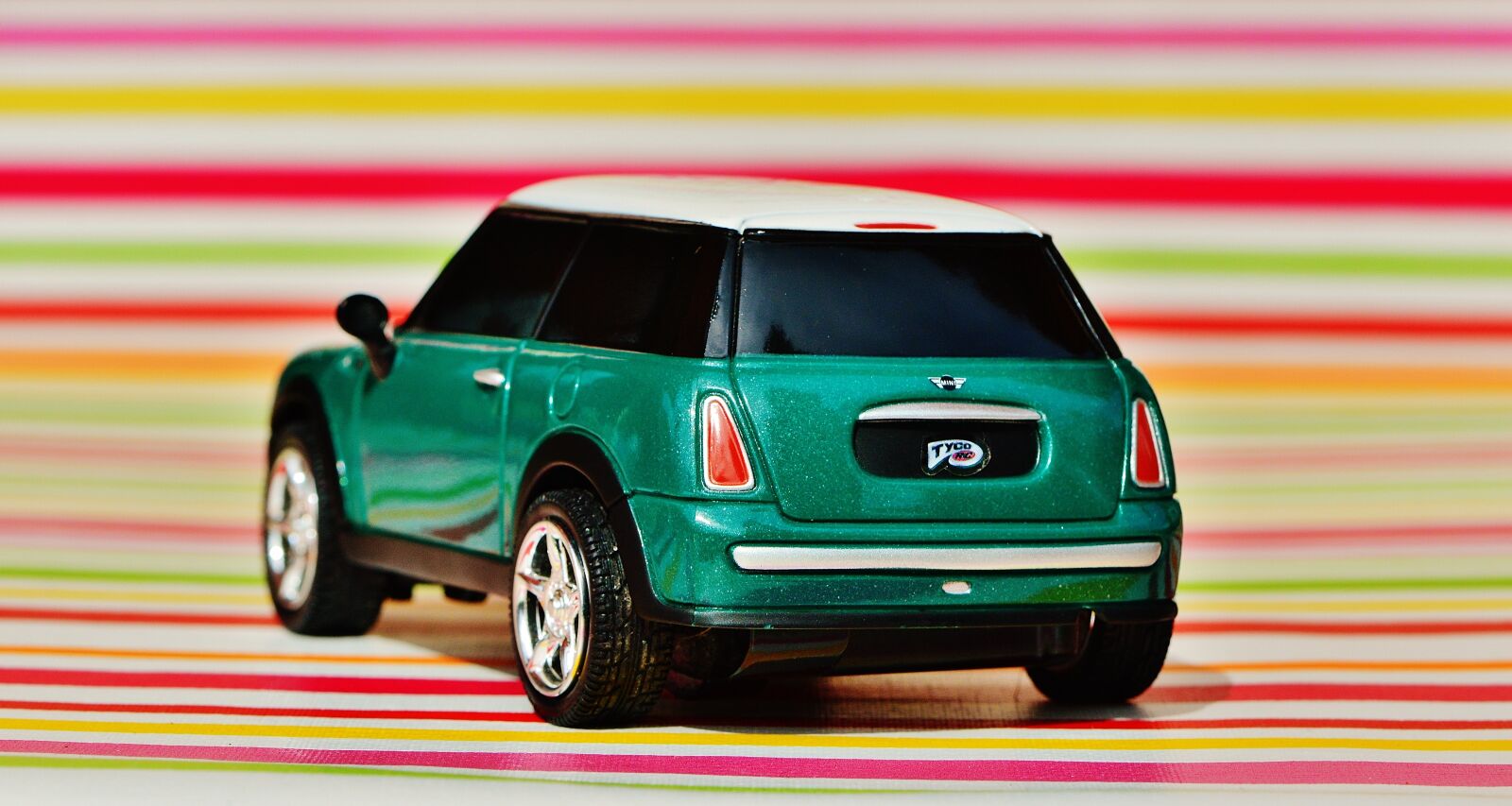 Nikon D3200 sample photo. Mini cooper, auto, model photography