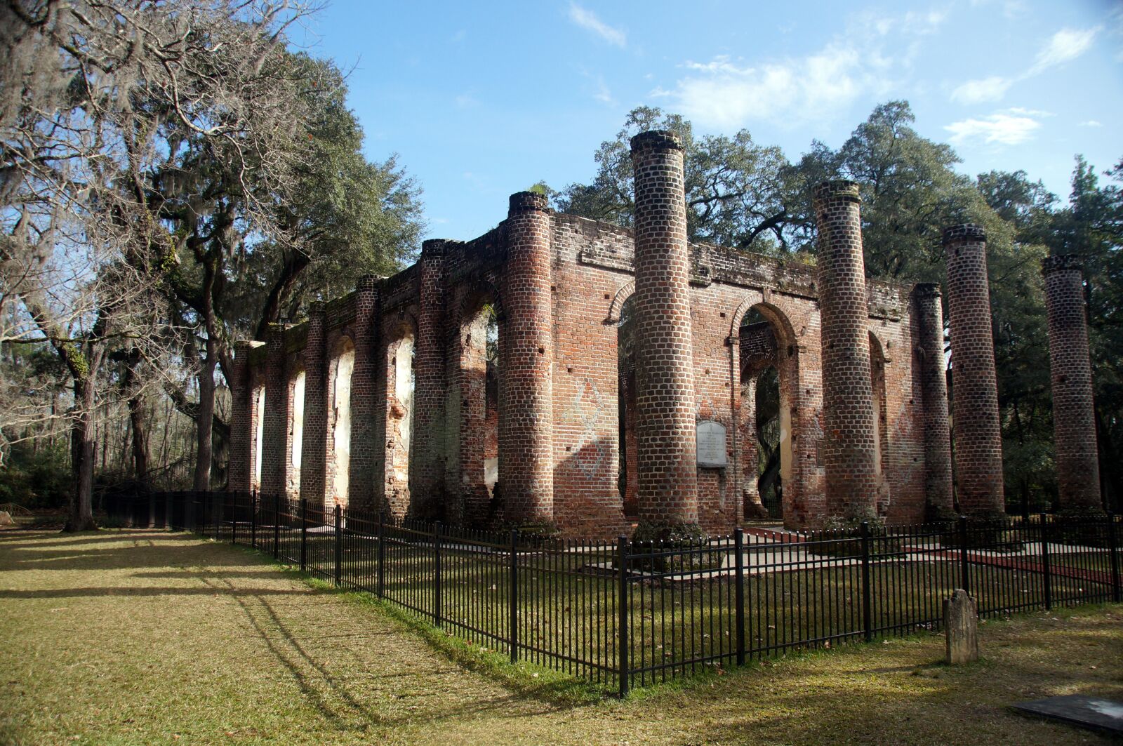 Sony SLT-A57 sample photo. Church, ruins, architecture photography