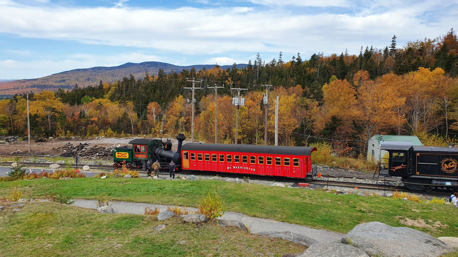 Samsung Galaxy S10 sample photo. Old, train, cog photography