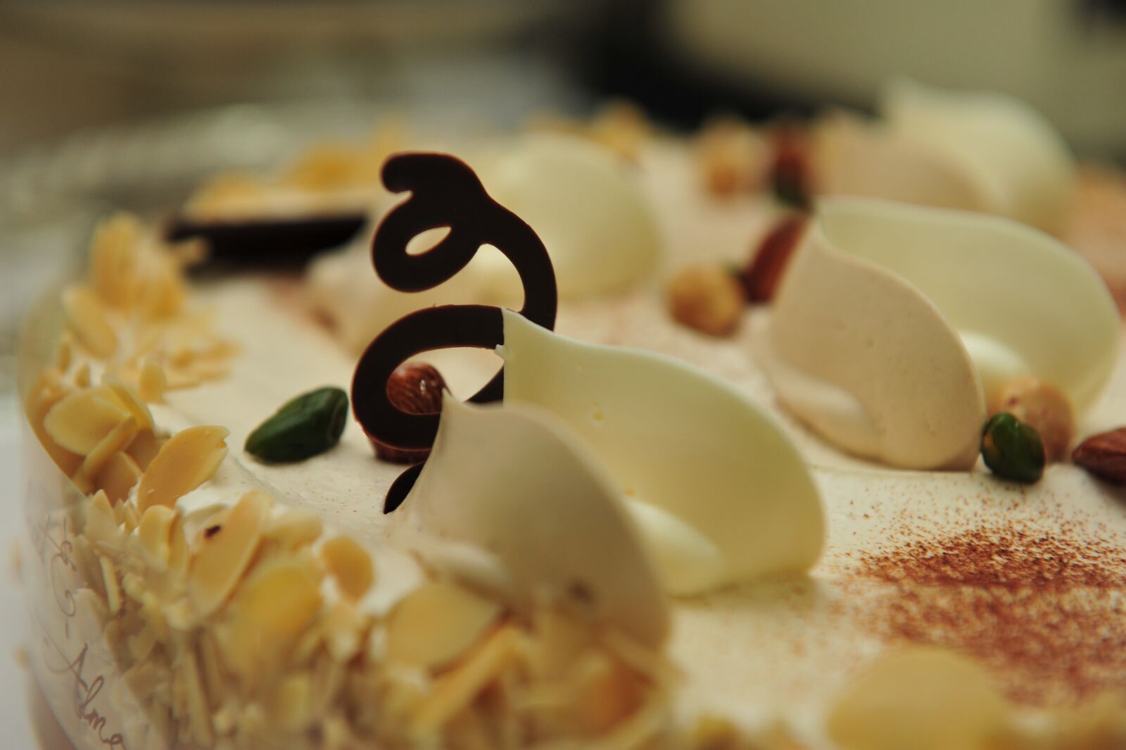Nikon D700 sample photo. Cake, cram photography