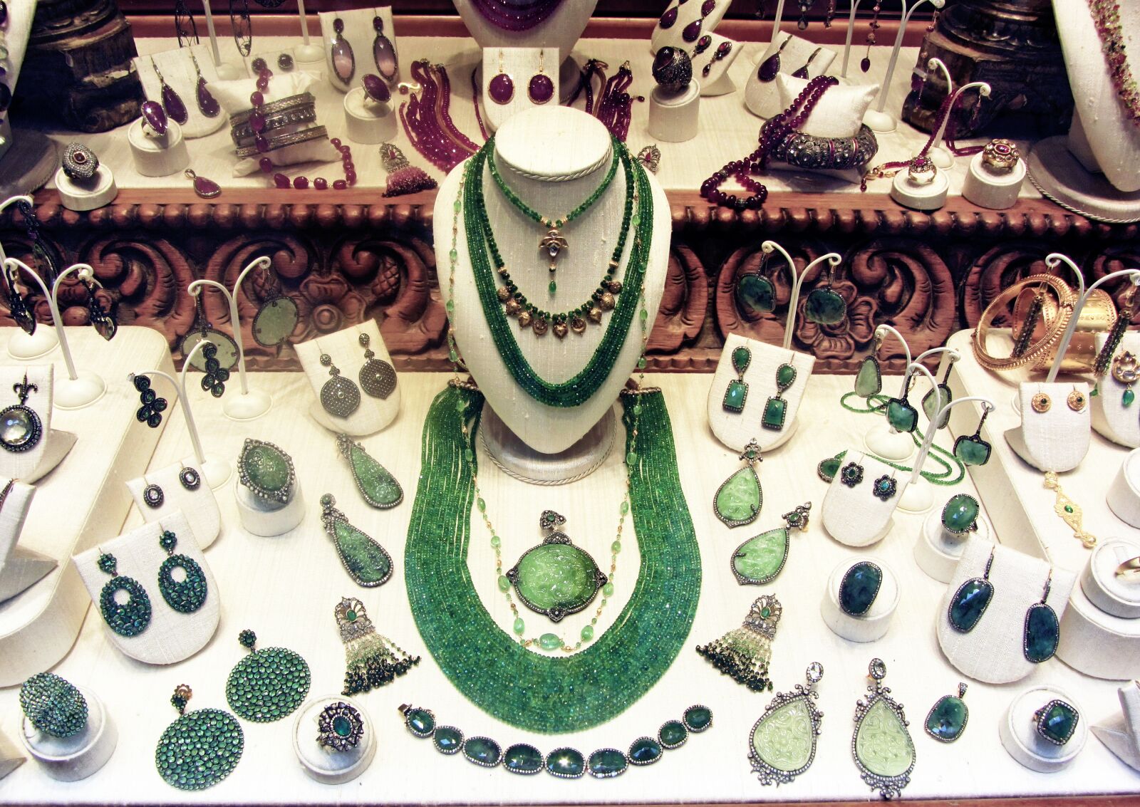 Canon PowerShot SX220 HS sample photo. Jewelry, ring, necklaces photography