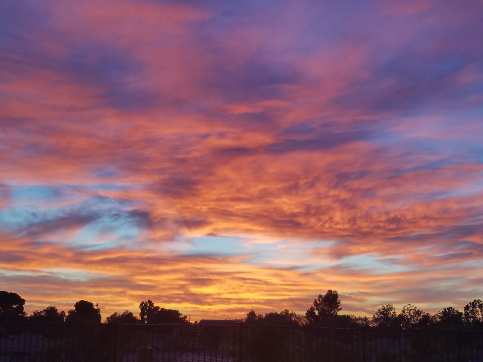 Samsung Galaxy S7 sample photo. Purple sky, sunset, bright photography