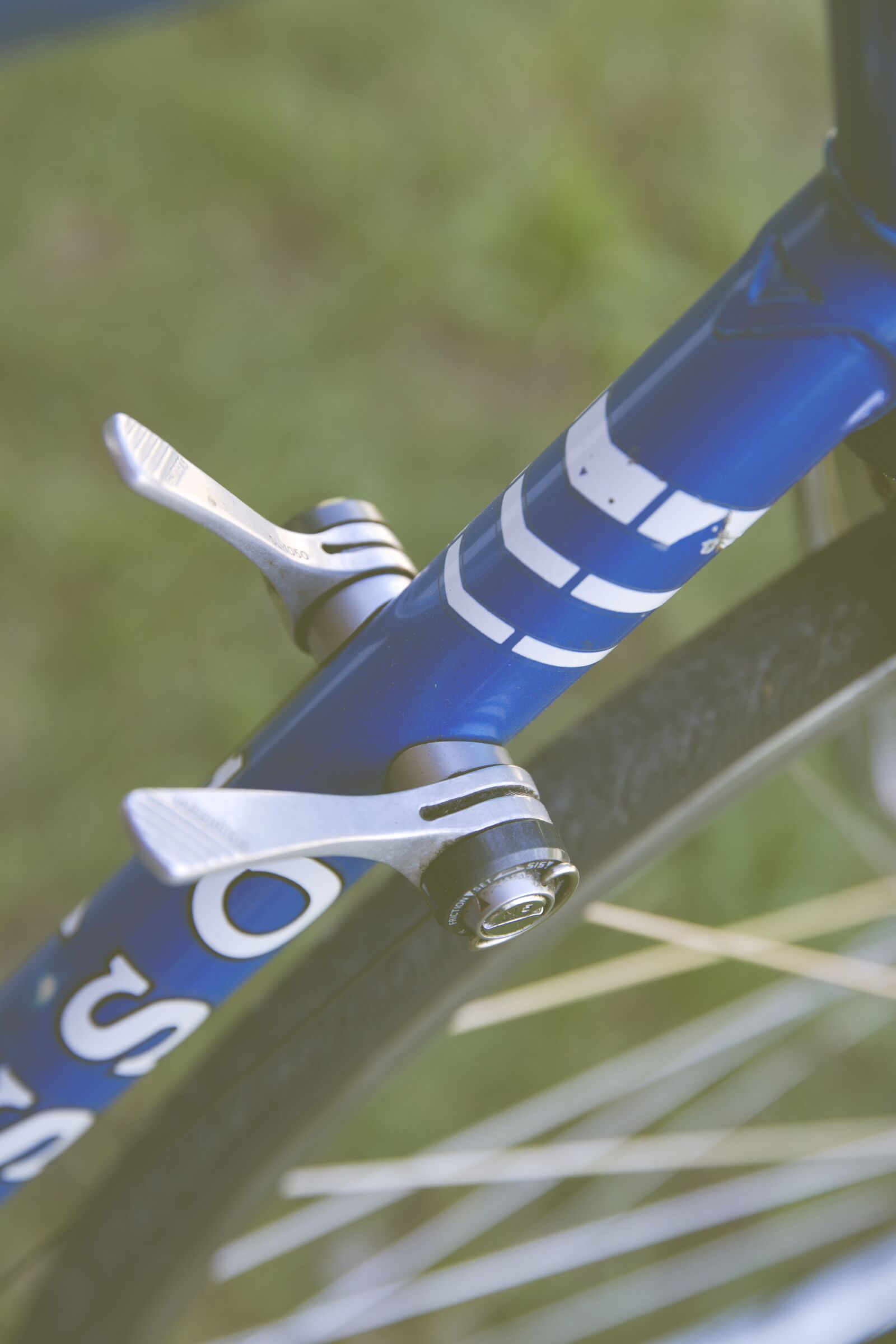 Canon EF 24-70mm F2.8L II USM sample photo. Circuit, road bike, vintage photography
