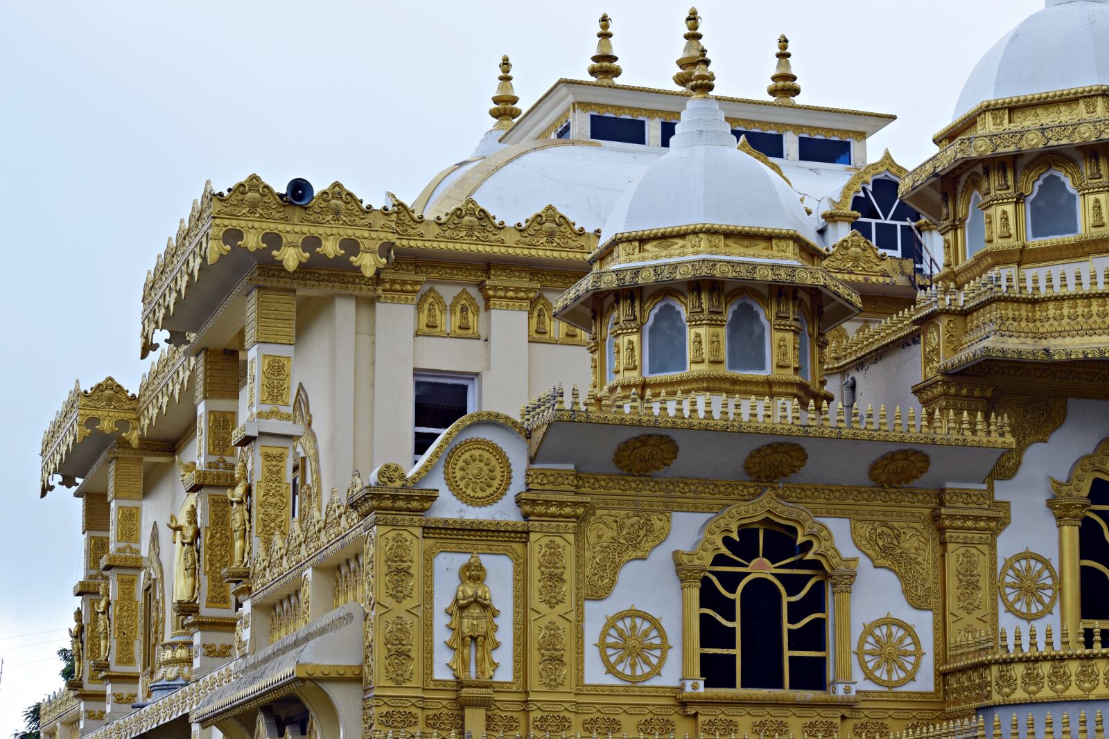 Nikon D3300 sample photo. Temple, golden, architect photography