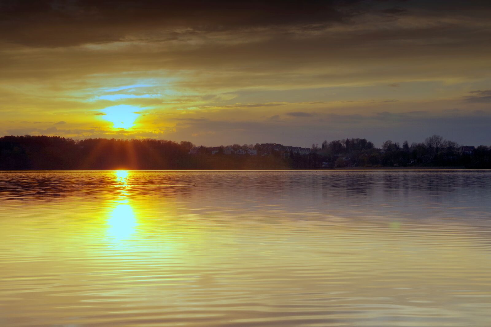 Pentax K-S2 sample photo. Sunset, water, lake photography