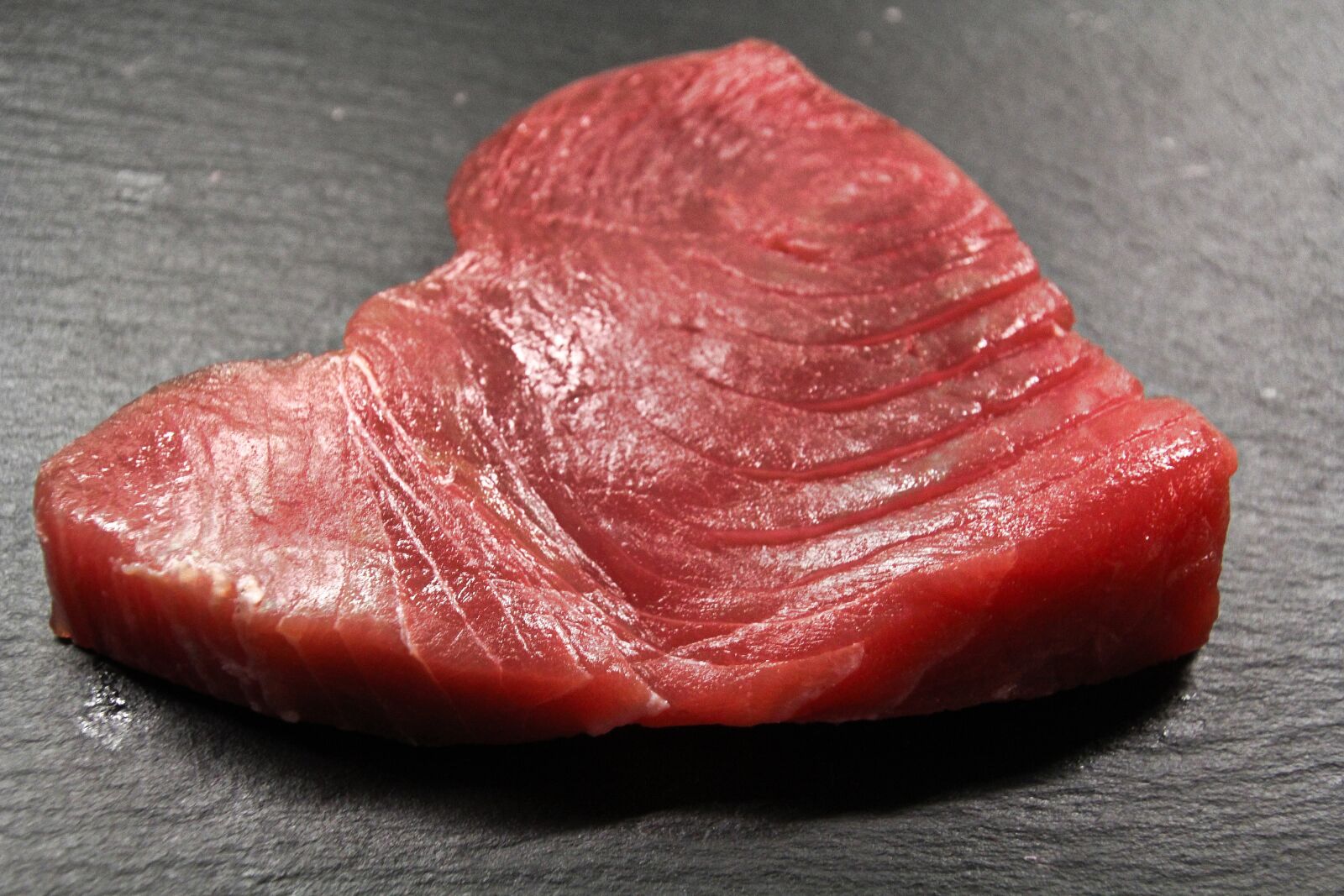 Canon EOS 60D sample photo. Tuna, fish, tuna steak photography