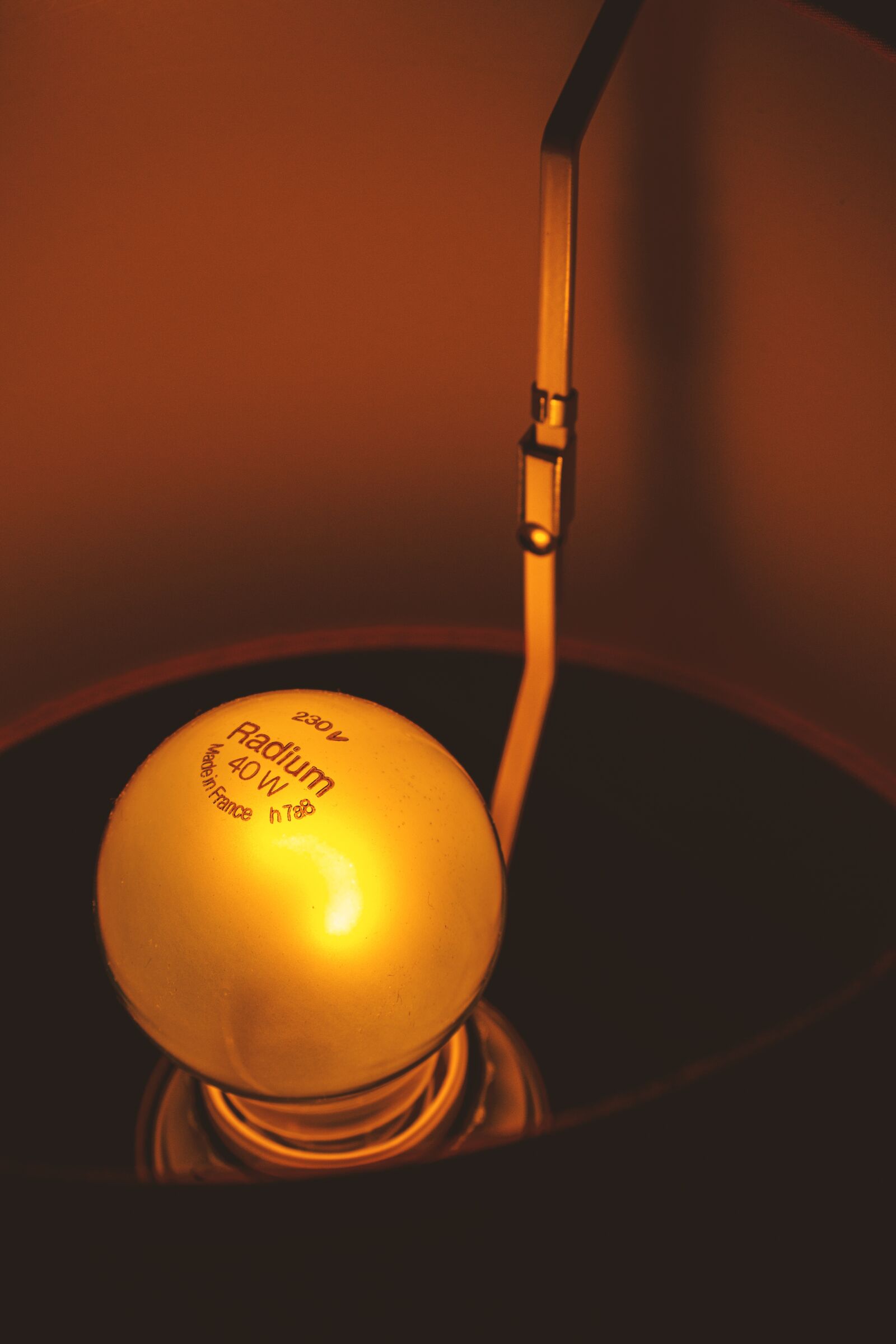 Fujifilm X-T2 sample photo. Light, lamp, lighting photography