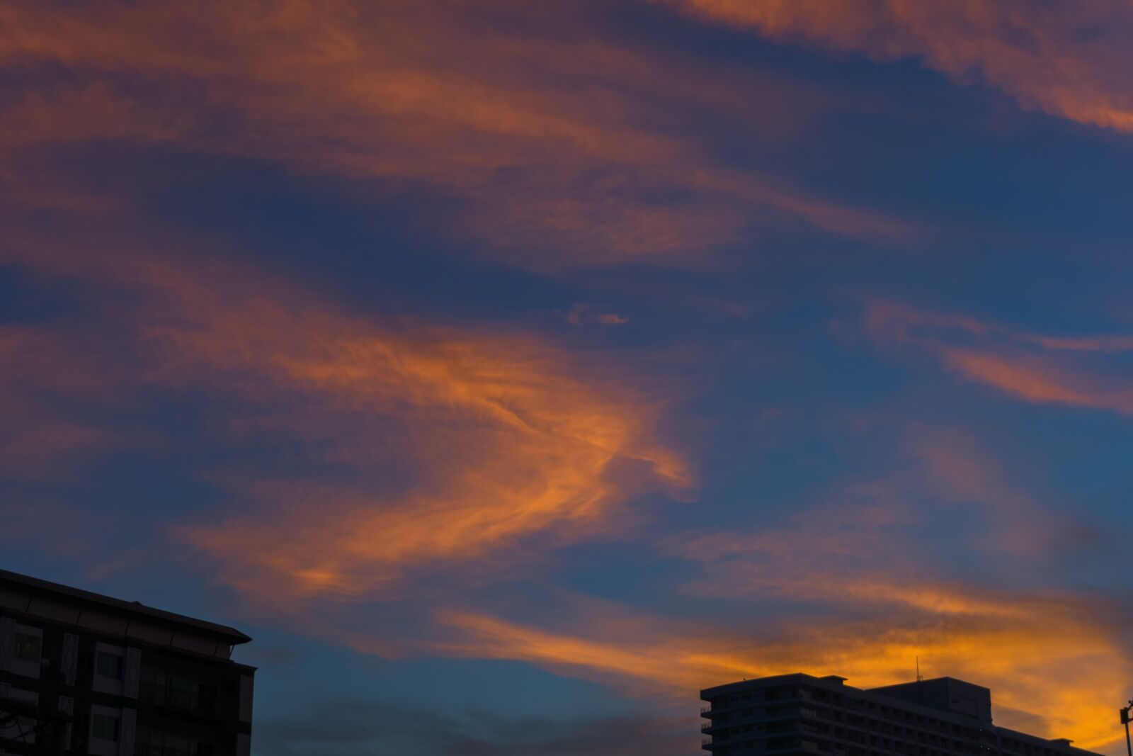 Sony a6000 sample photo. Sunset, sky, color photography