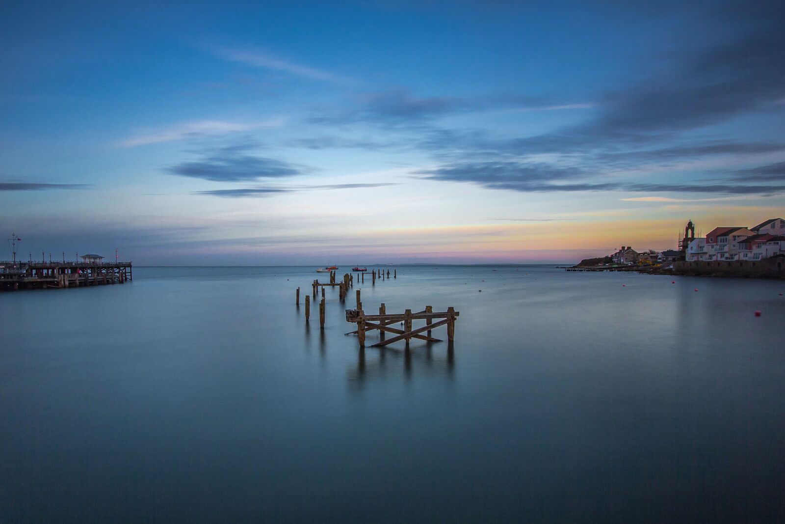 Canon EOS 60D sample photo. Bay, old pier, ocean photography