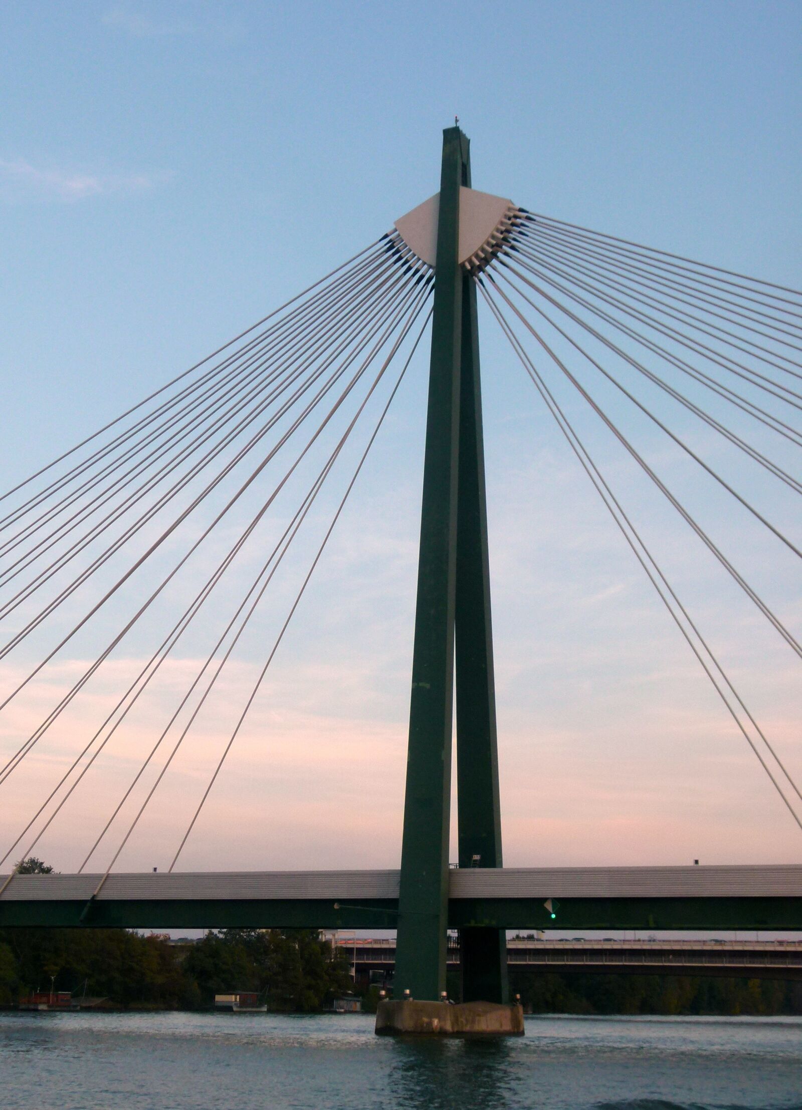 Panasonic Lumix DMC-FZ100 sample photo. Bridge, danube, vienna photography