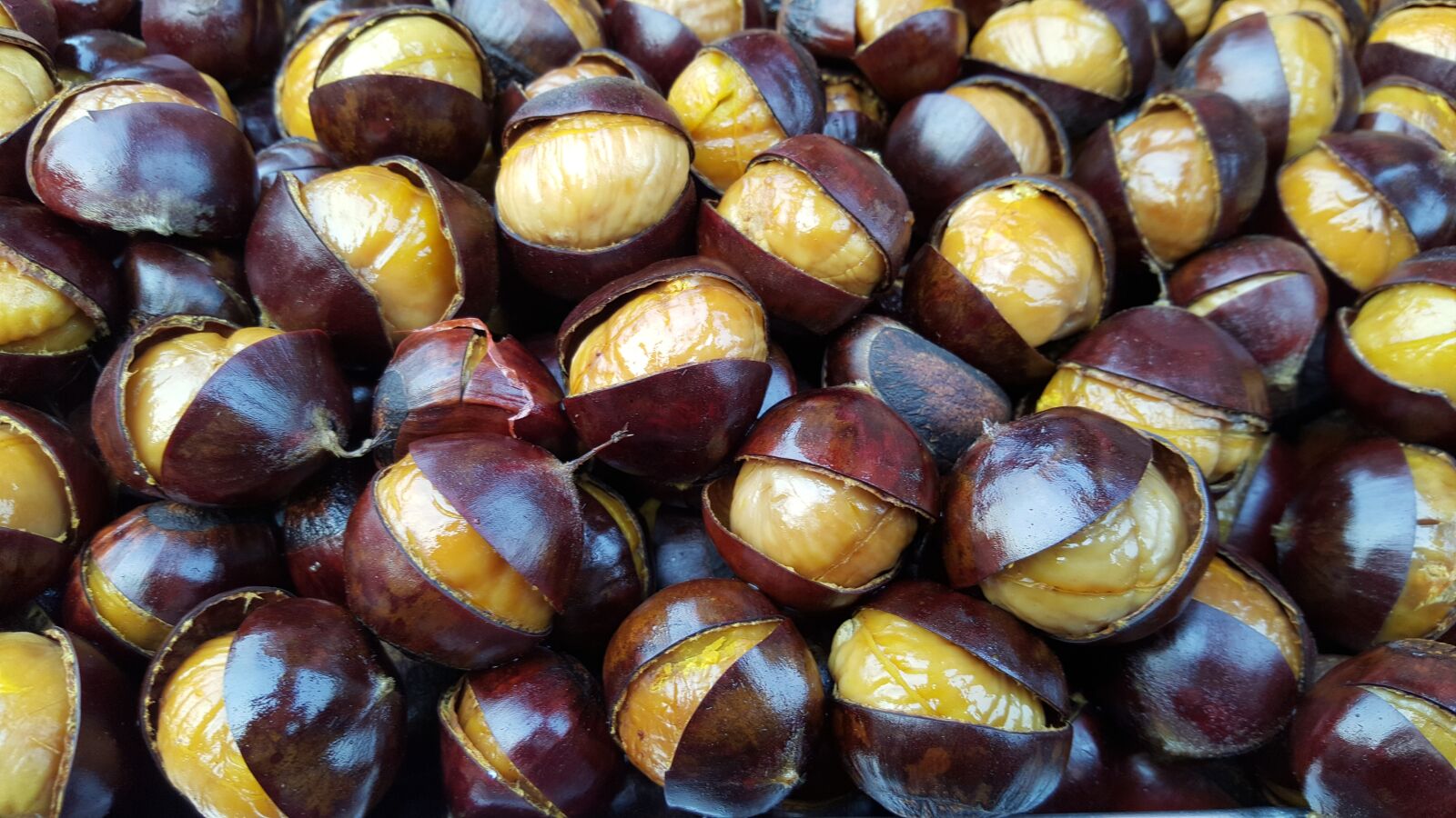Samsung GALAXY S6 edge sample photo. Roasted chestnuts, chesnuts, fresh photography