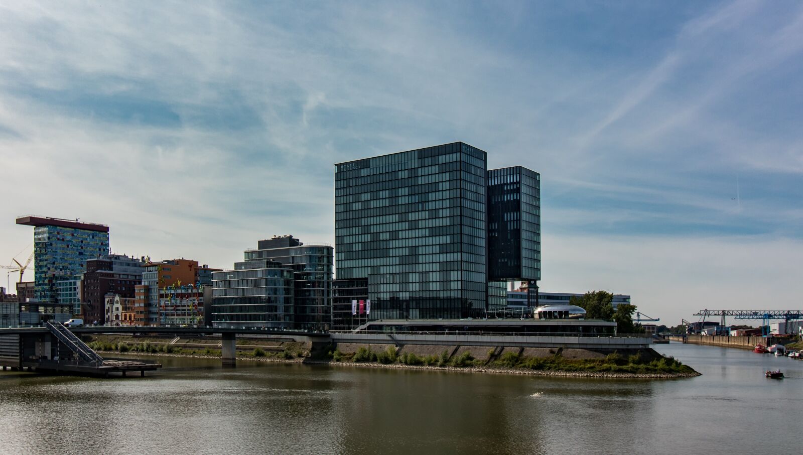 Canon EOS 80D sample photo. Düsseldorf, port, architecture photography