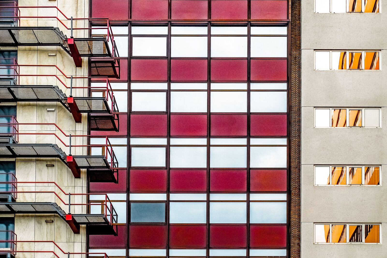 Fujifilm X30 sample photo. Building, facade, architecture photography