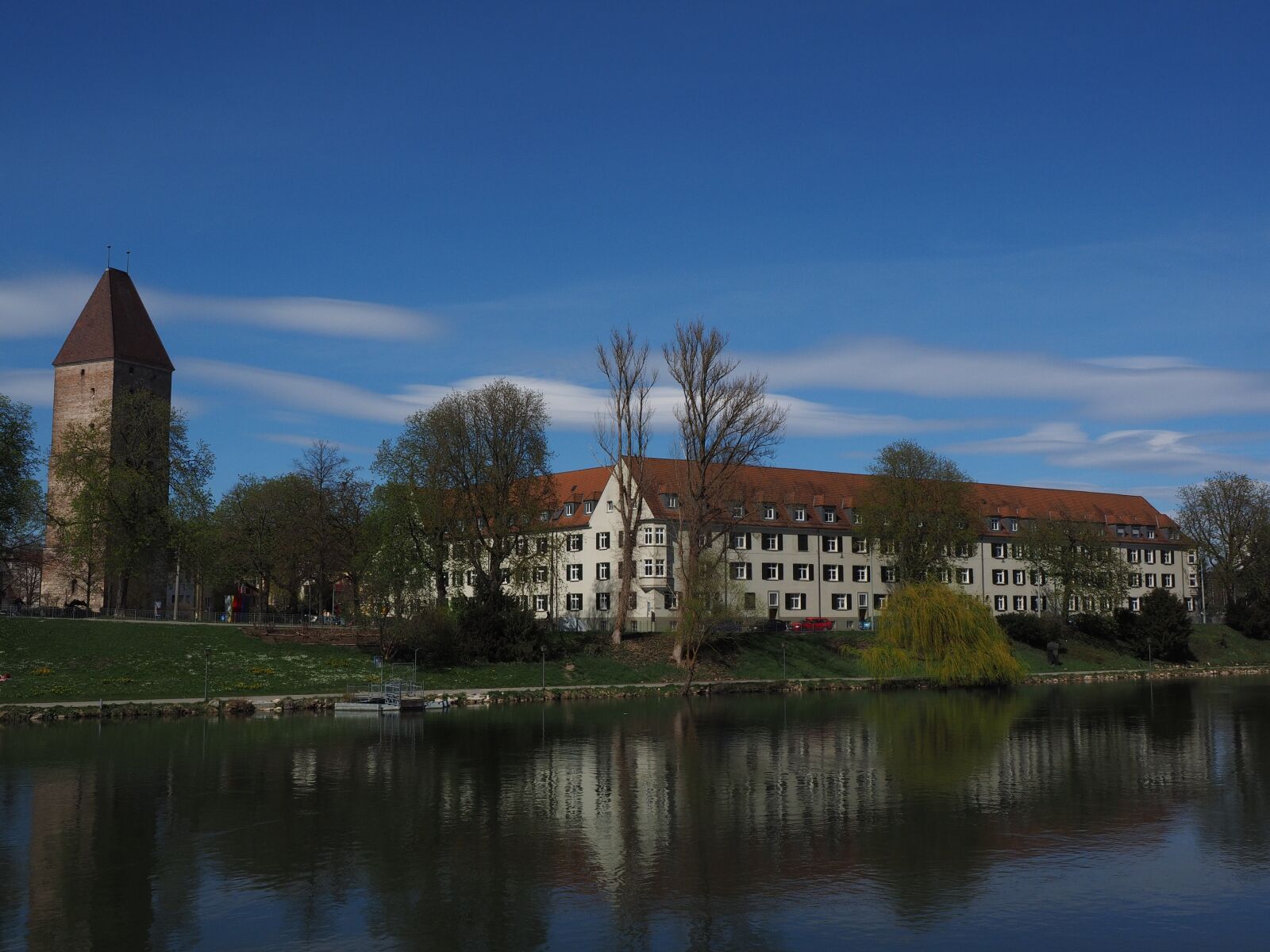 Olympus OM-D E-M1 + Olympus M.Zuiko Digital ED 12-40mm F2.8 Pro sample photo. Goose tower, tower, ulm photography