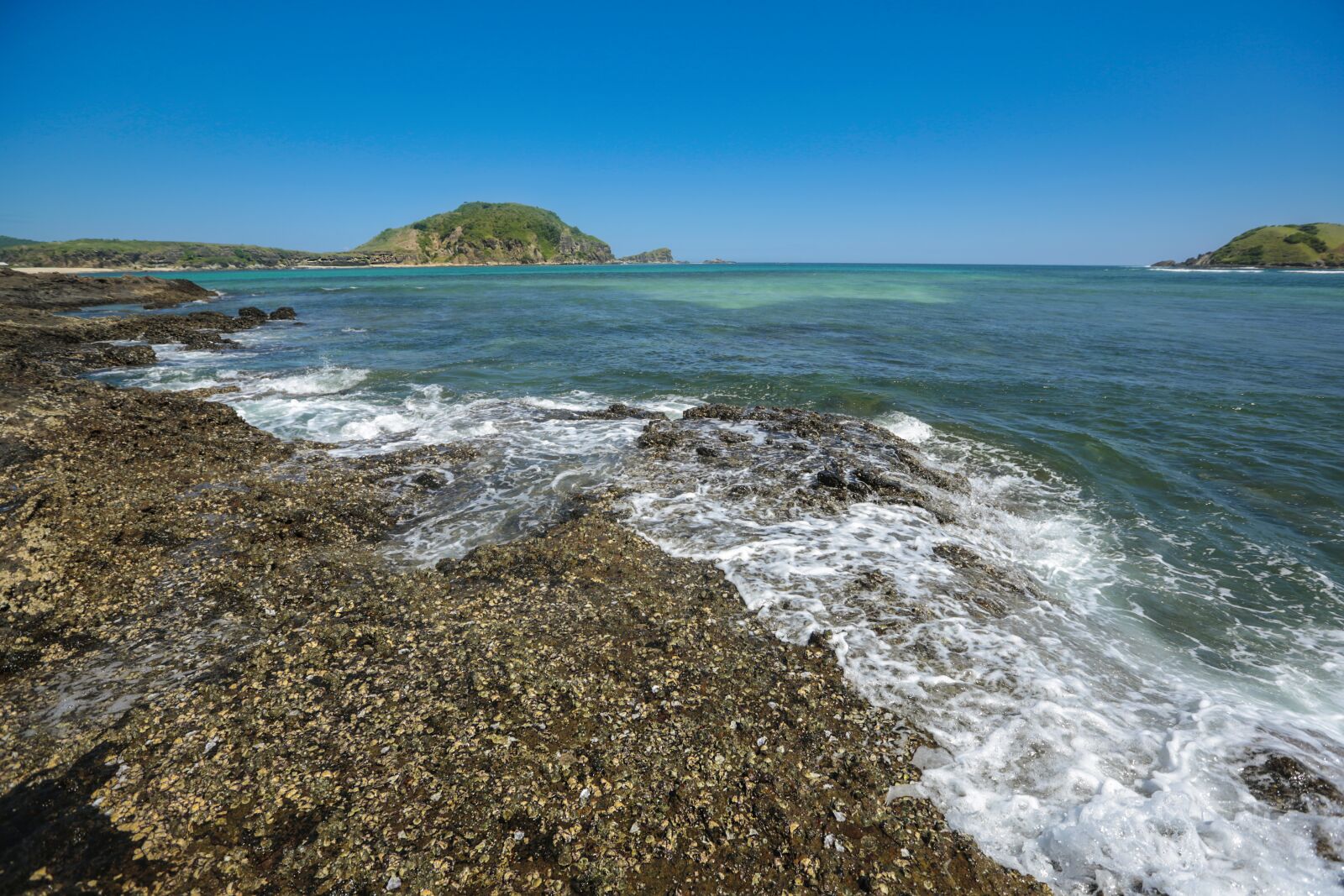 Canon EF 16-35mm F2.8L II USM sample photo. Rock, water, s photography