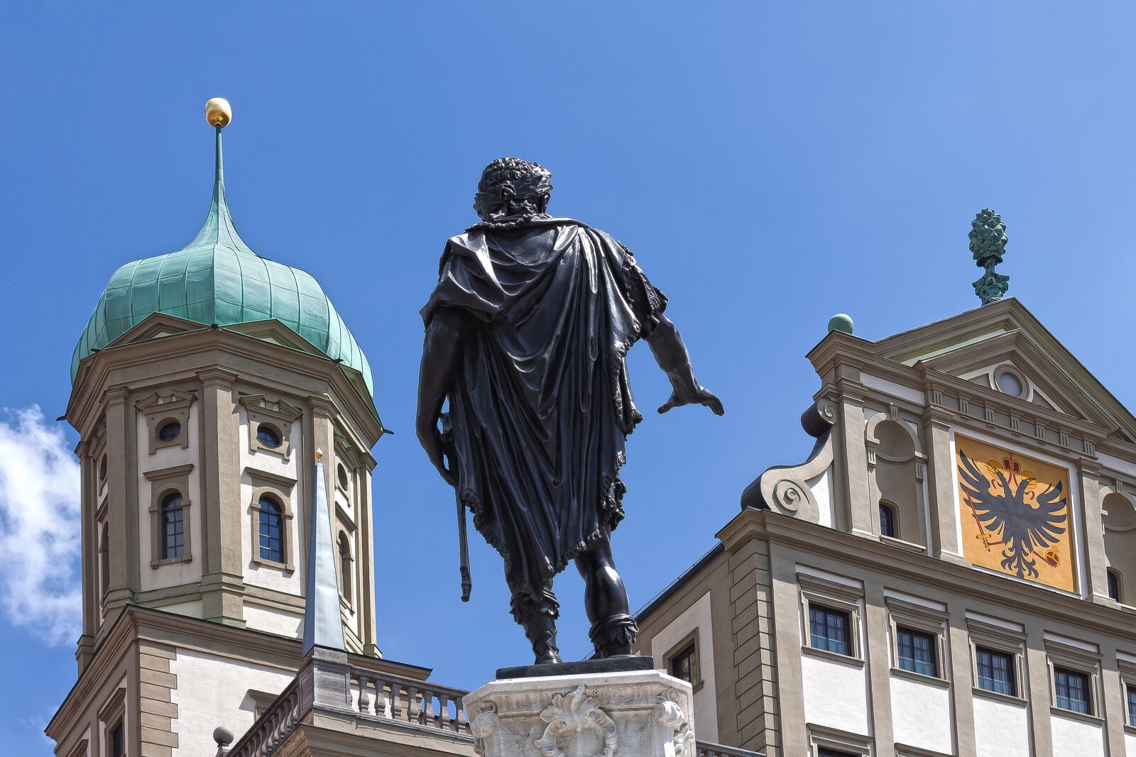 Canon EOS 1300D (EOS Rebel T6 / EOS Kiss X80) sample photo. Augsburg, town hall, renaissance photography