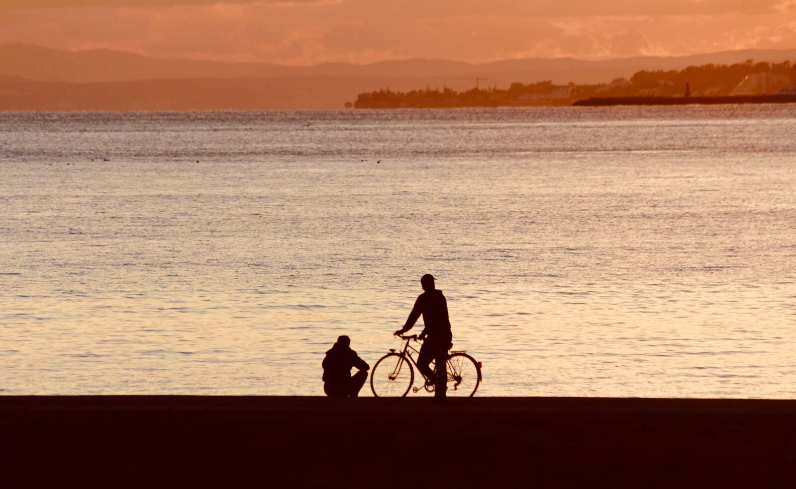 Canon EF 70-300mm F4-5.6 IS USM sample photo. Bicycle, bike, trip photography