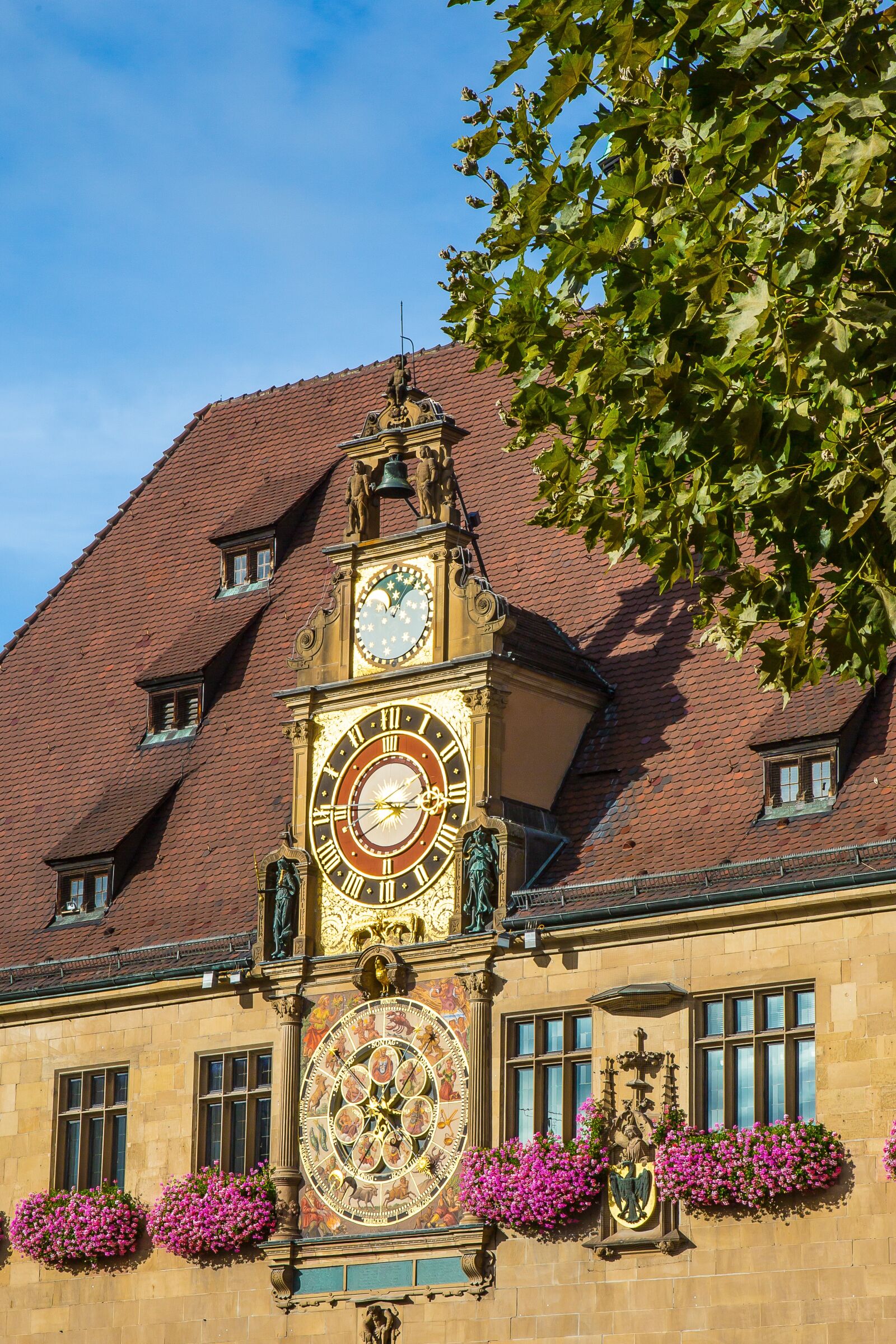 Canon EF 24-105mm F4L IS USM sample photo. Heilbronn, town hall, town photography