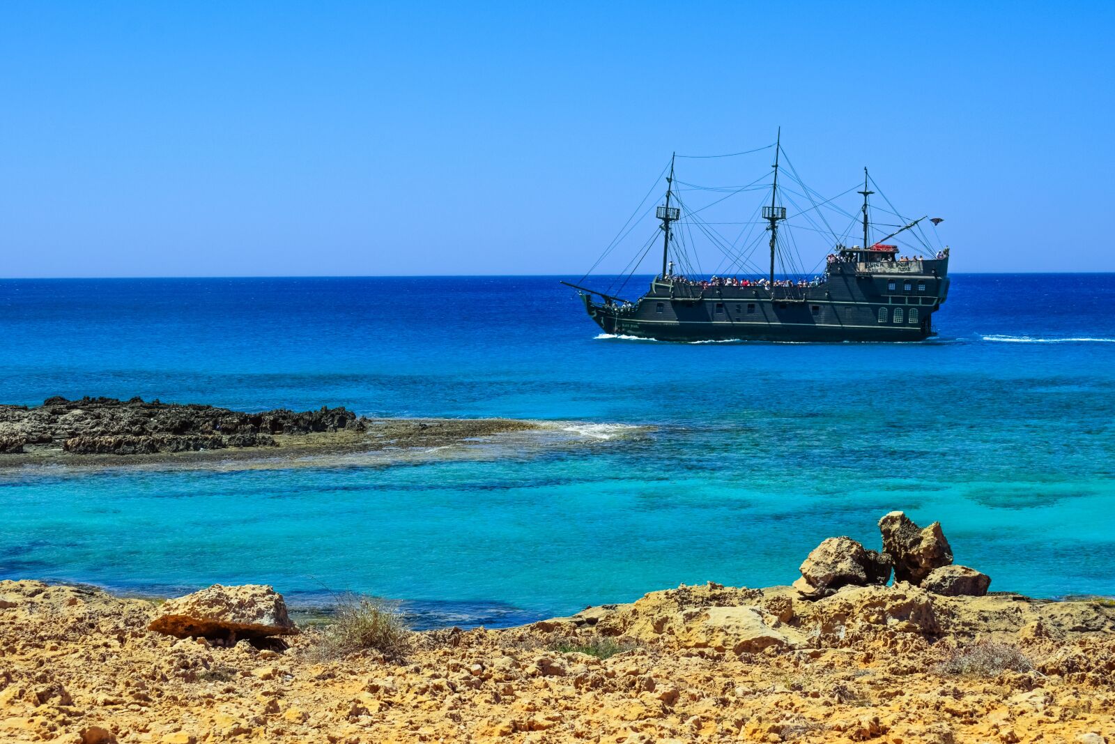 Nikon D3300 sample photo. Pirate ship, black pearl photography