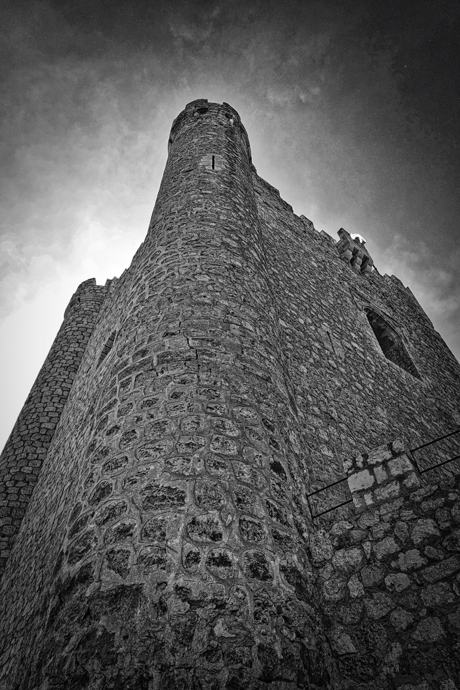 Sony Cyber-shot DSC-RX100 III sample photo. Fort, tower, fortification photography