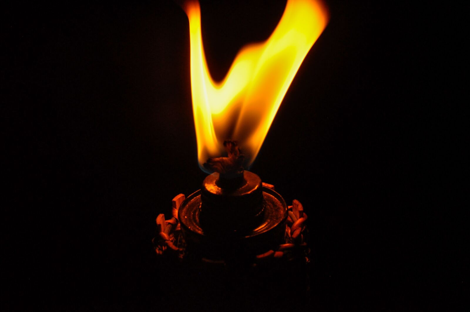 Nikon D90 sample photo. Torch, fire, flame photography