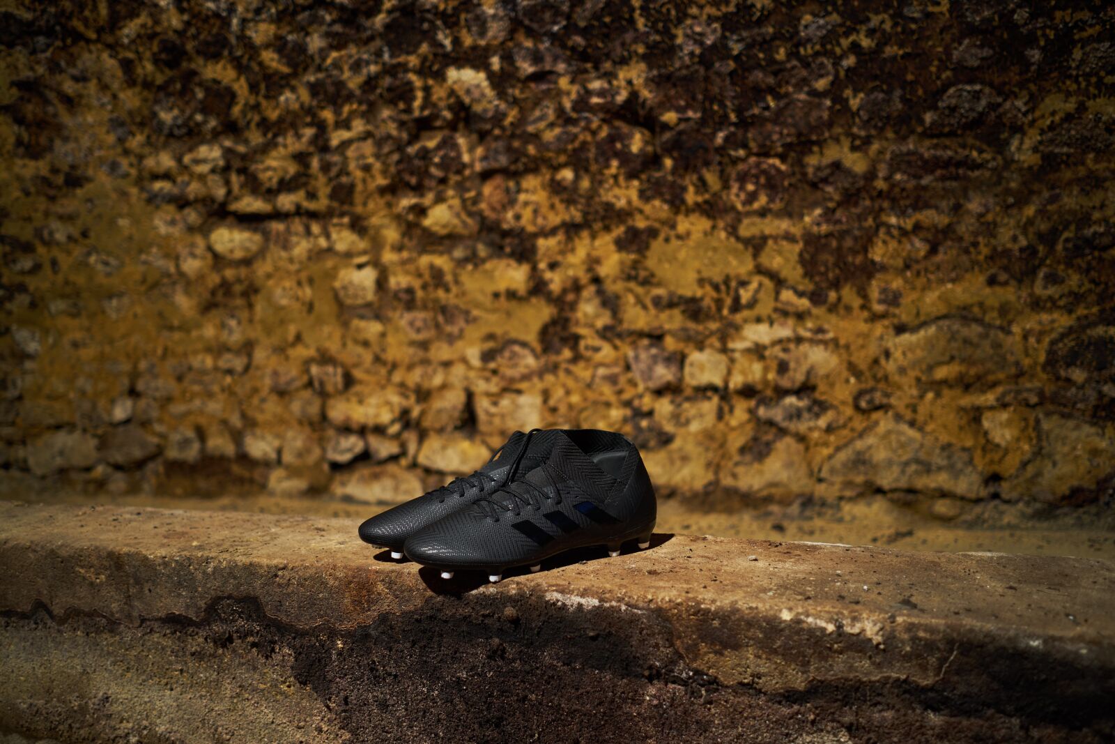 Sony a7 sample photo. Football boots, football, sport photography