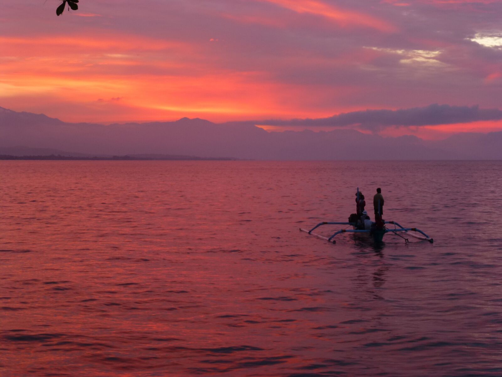 Panasonic DMC-TZ31 sample photo. Fisherman, indonesia, sunset sea photography