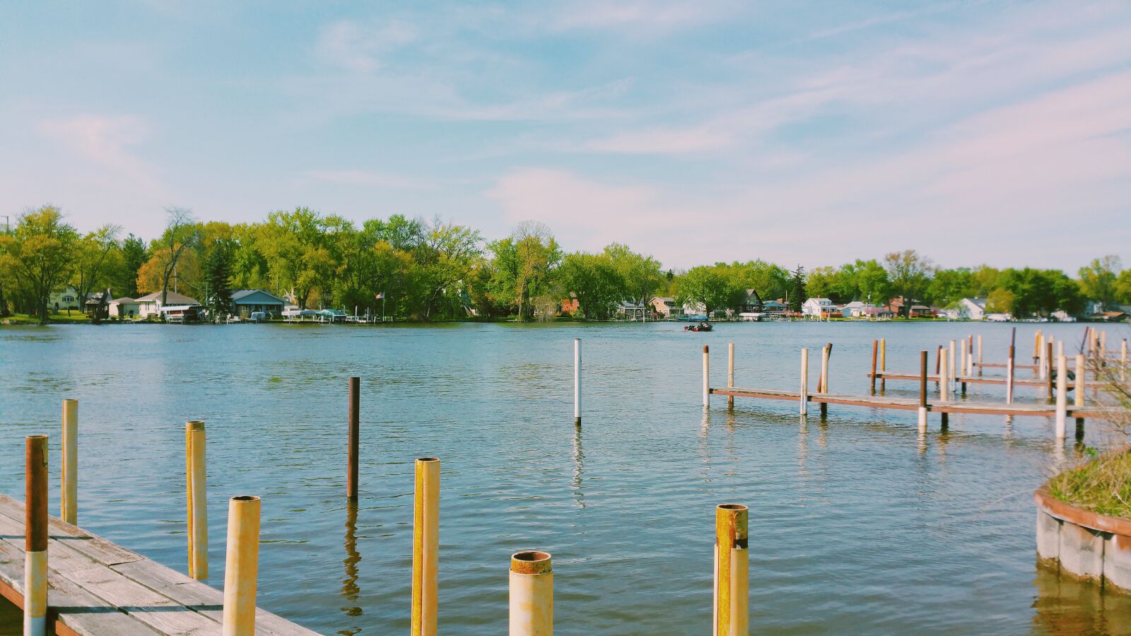 Samsung Galaxy Note4 sample photo. Boat, dock, water photography