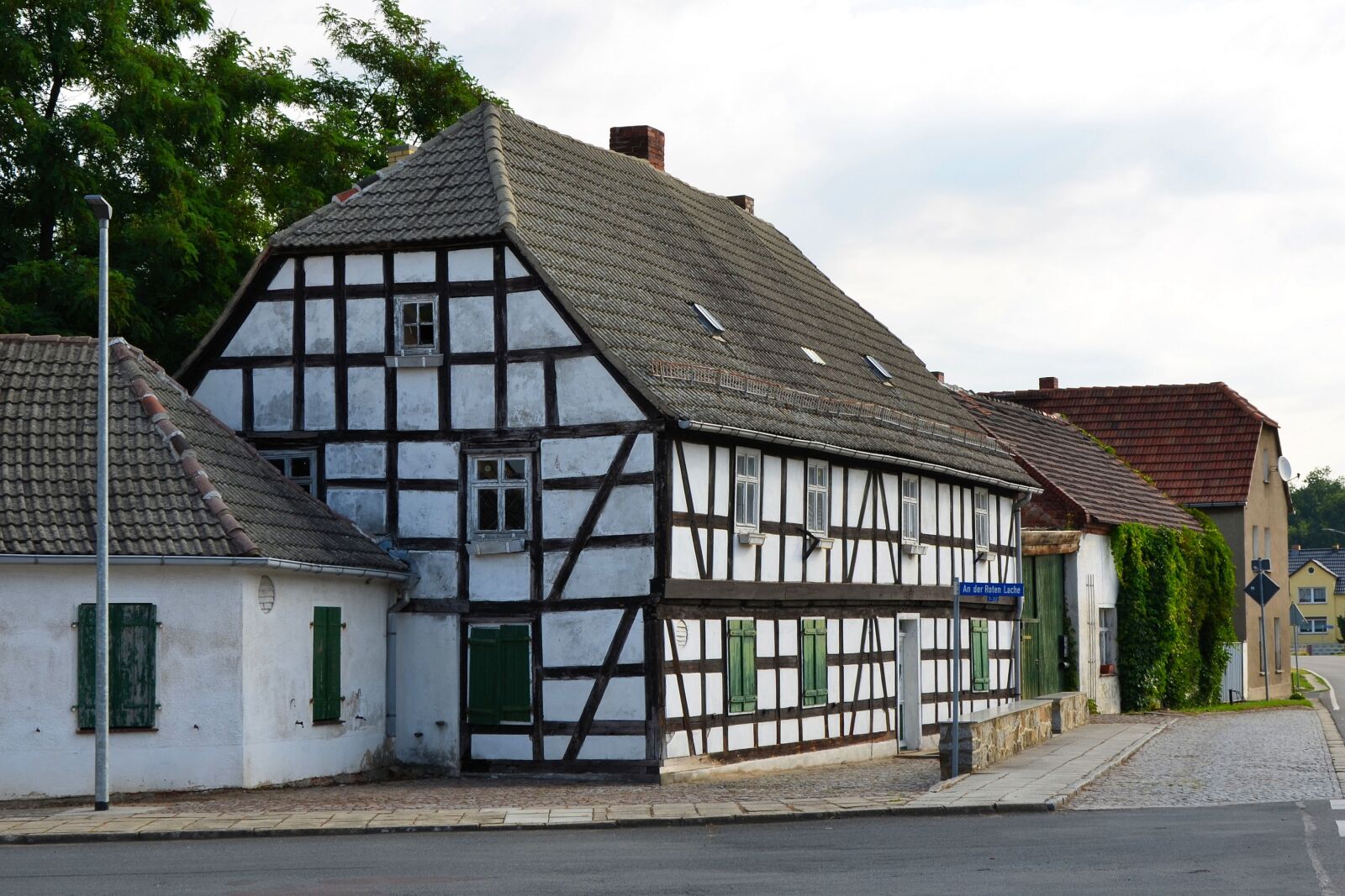 Nikon D5100 sample photo. Fachwerkhaus, house, old house photography