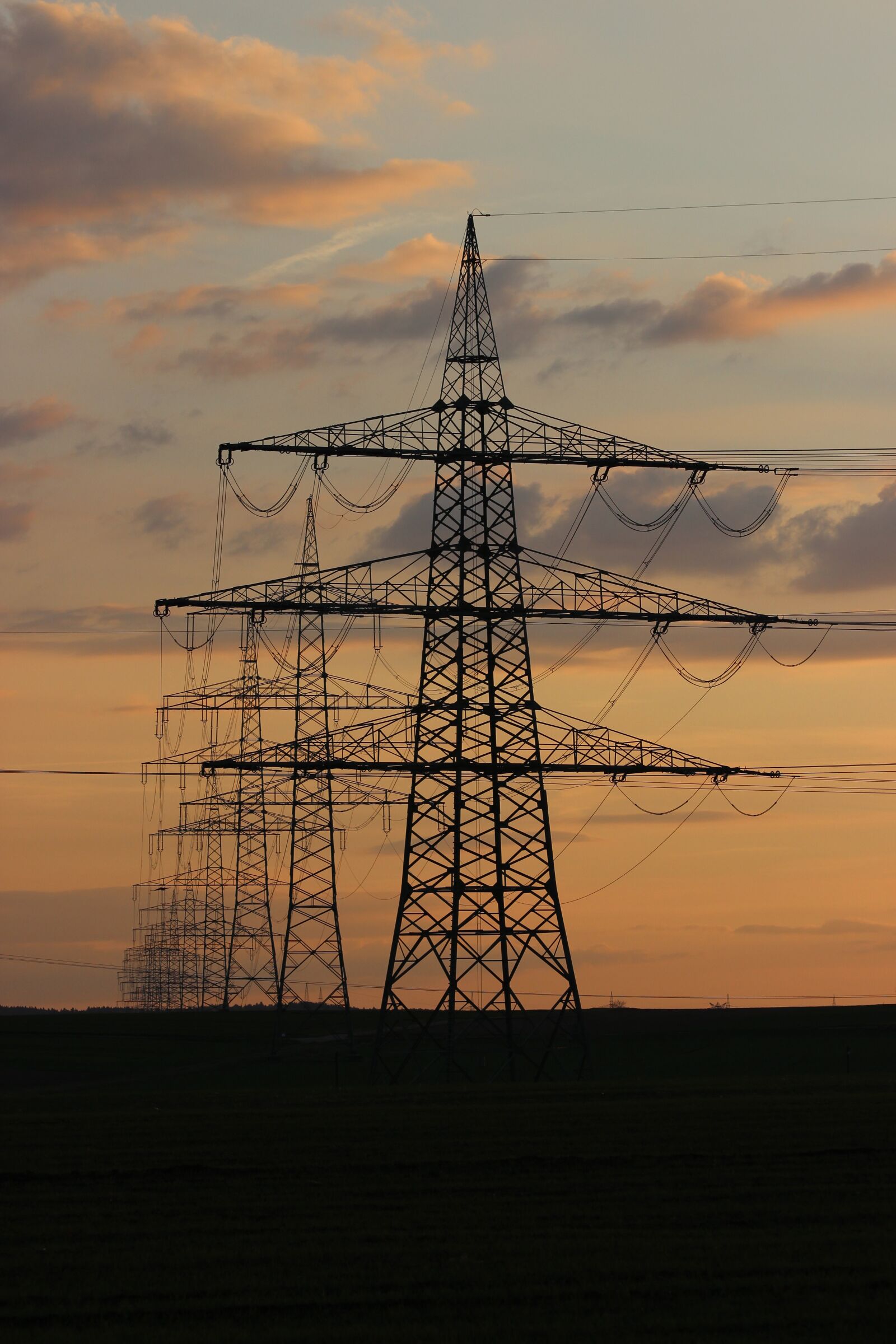 Canon EOS 600D (Rebel EOS T3i / EOS Kiss X5) sample photo. High voltage, evening light photography