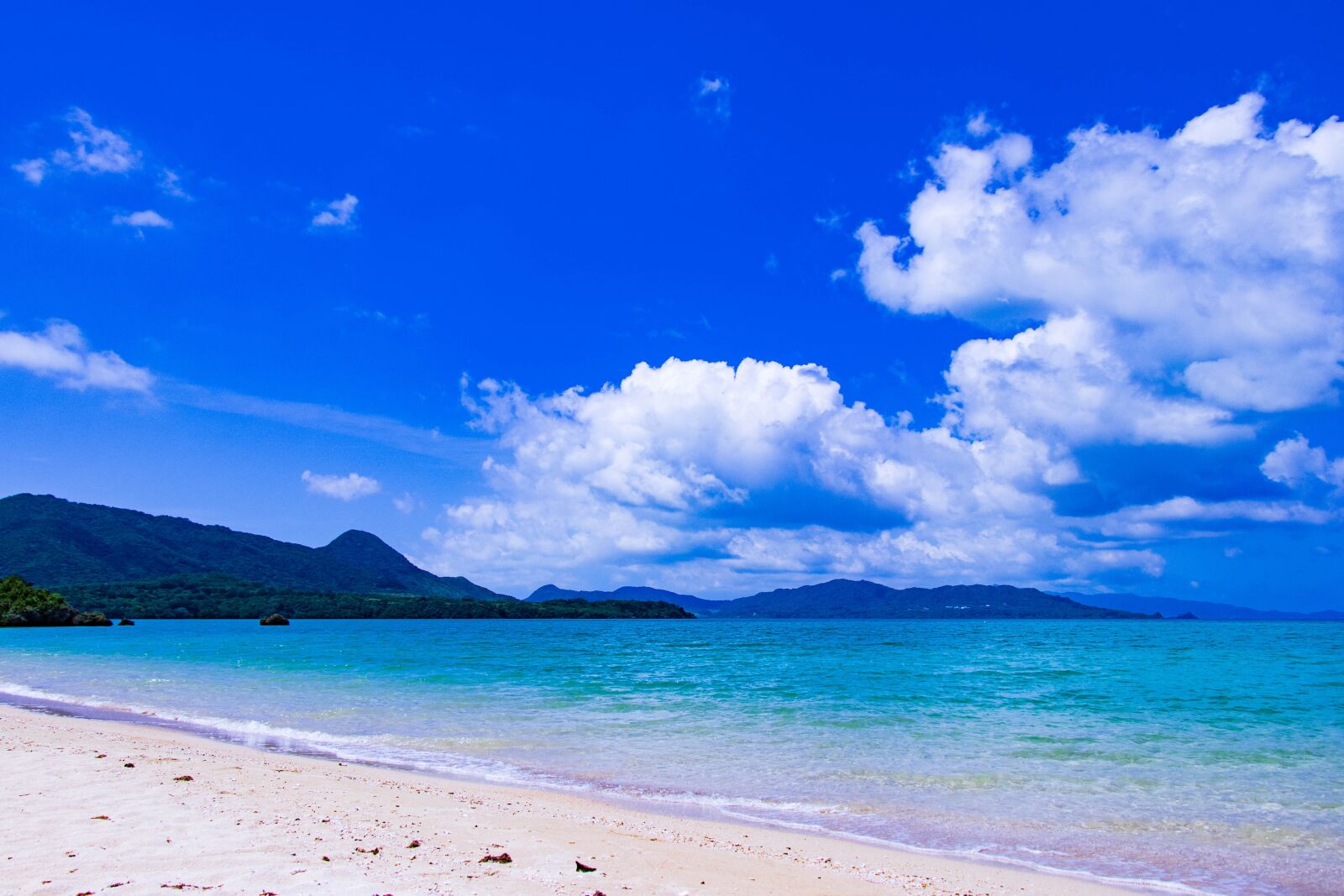Canon EF-S 18-135mm F3.5-5.6 IS USM sample photo. Okinawa, sea, japan photography